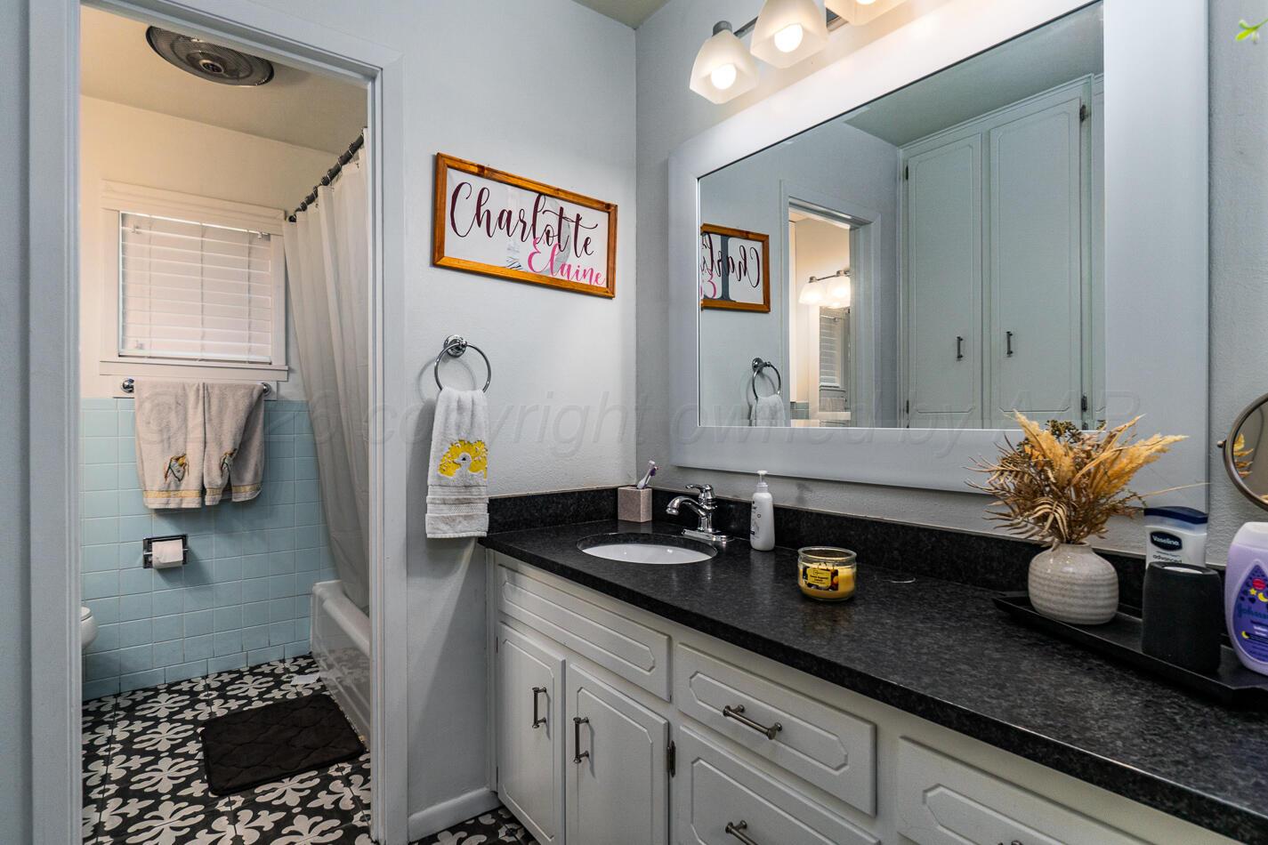 1408 Bluebonnet Street Property Photo 23