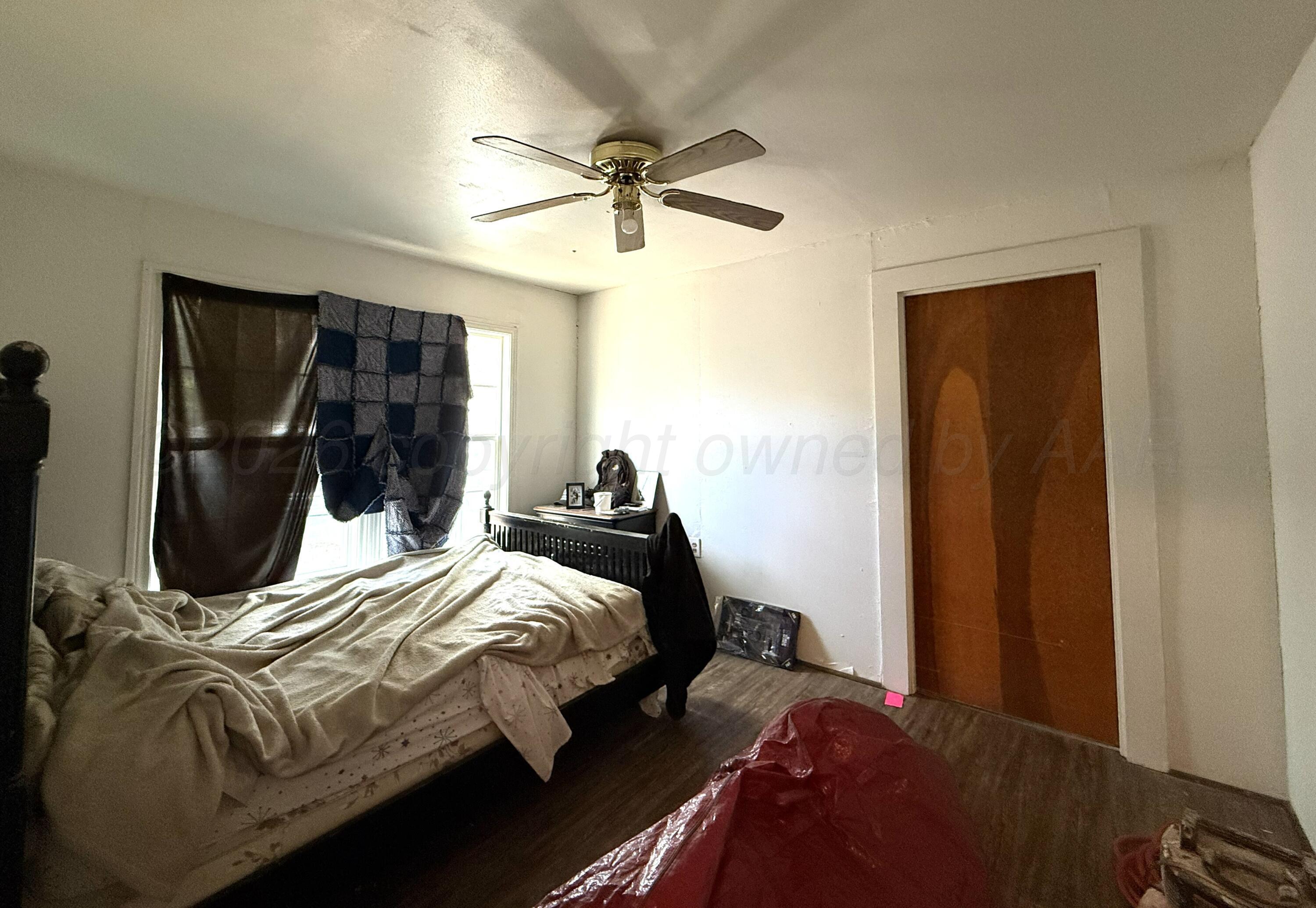 807 N West Street Property Photo 9