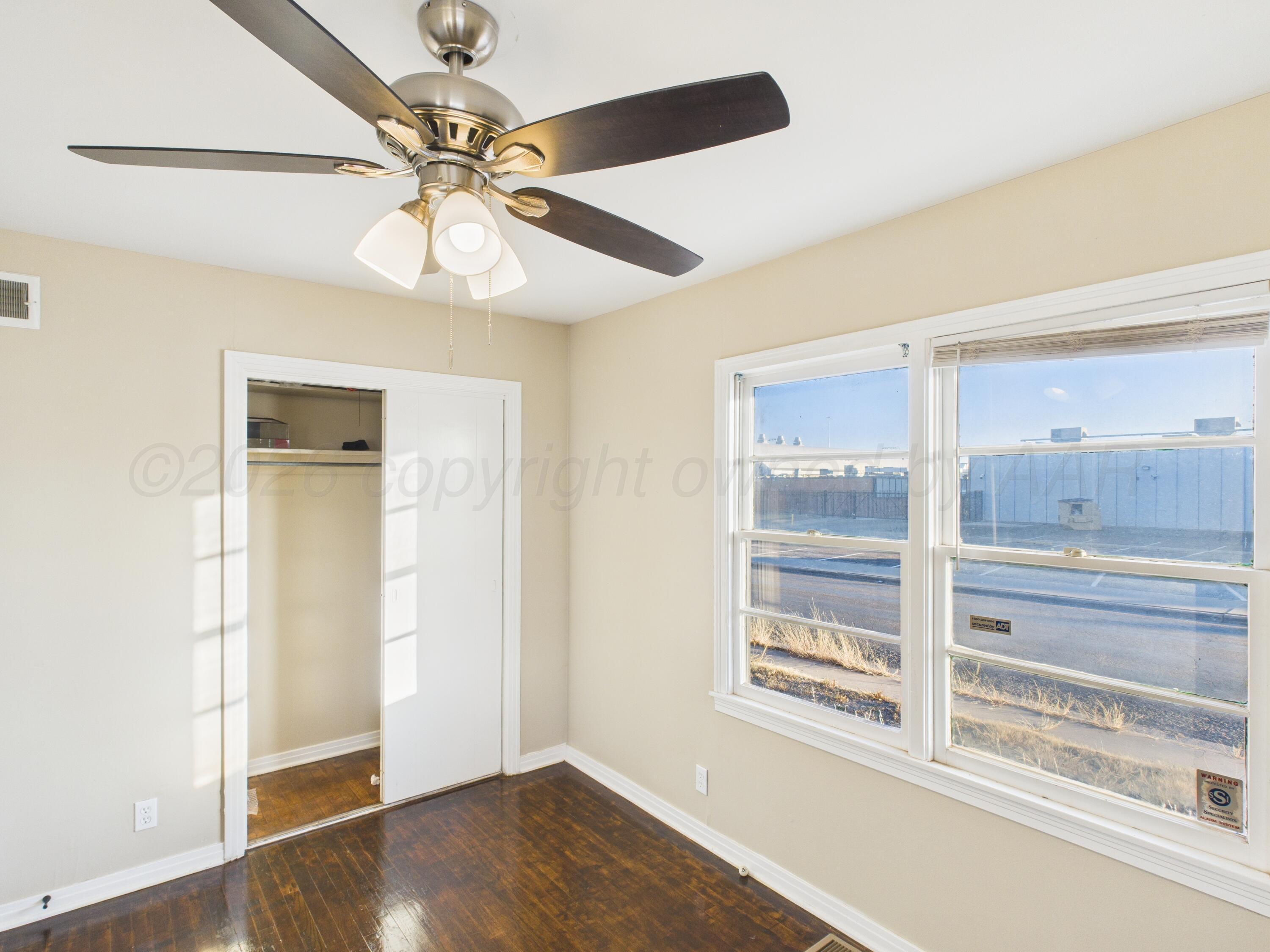 1816 Tularosa Street Property Photo 9