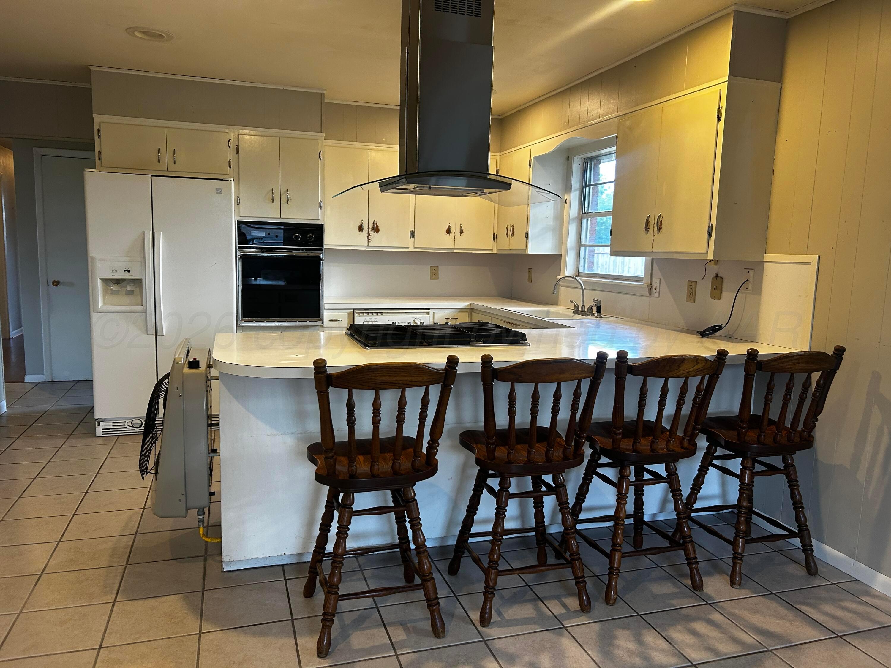 209 N Elm Street Property Photo 7