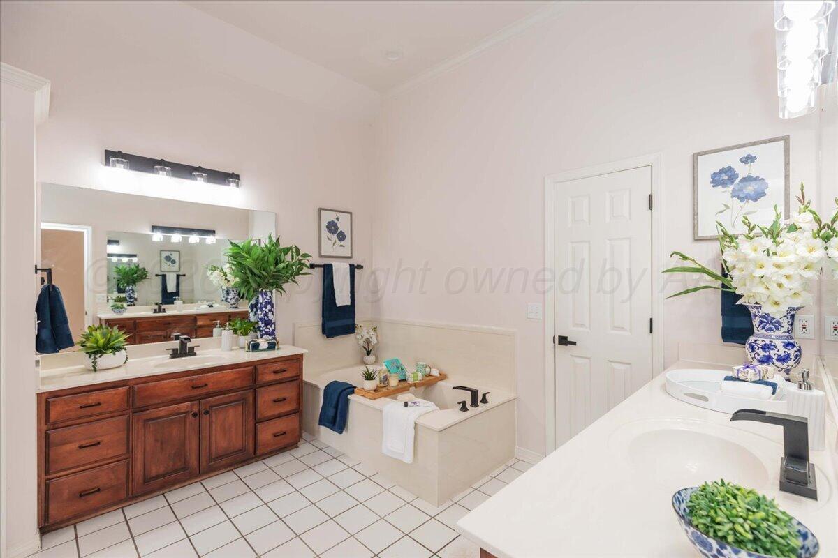 108 Caprock Lane Property Photo 16