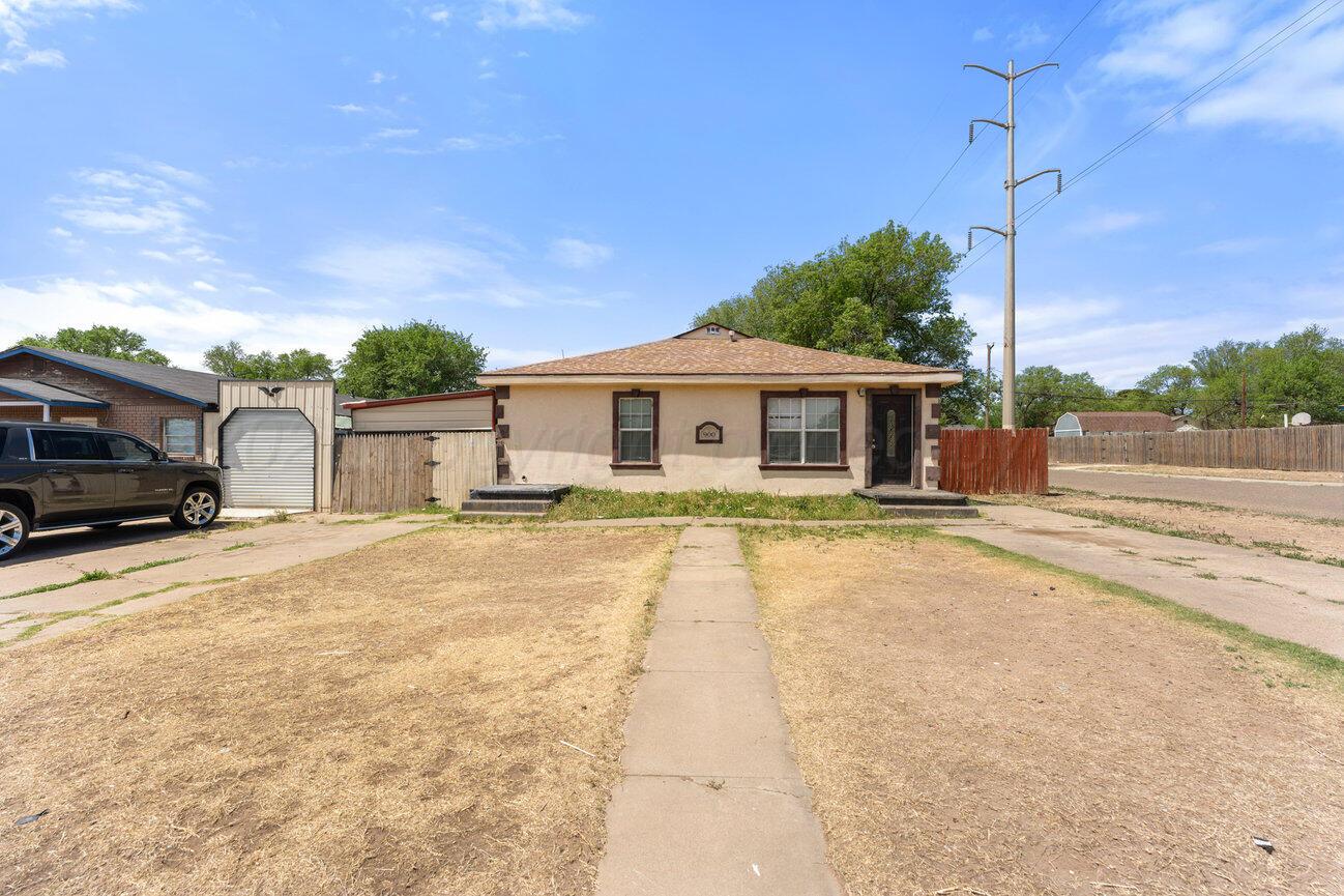 900 PITTSBURG Street