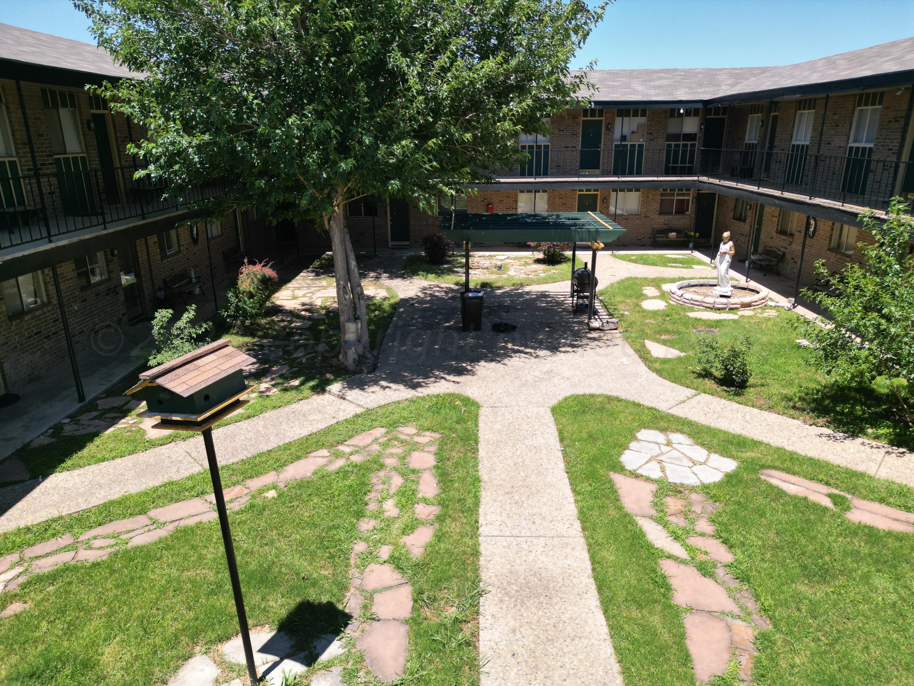 1031 N Sumner Street Property Photo 5
