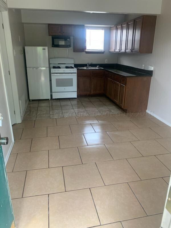 1031 N Sumner Street Property Photo 10