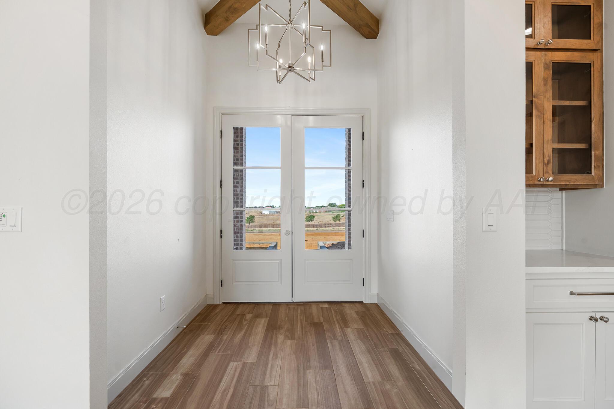 16551 Spring Lake Dr Property Photo 6