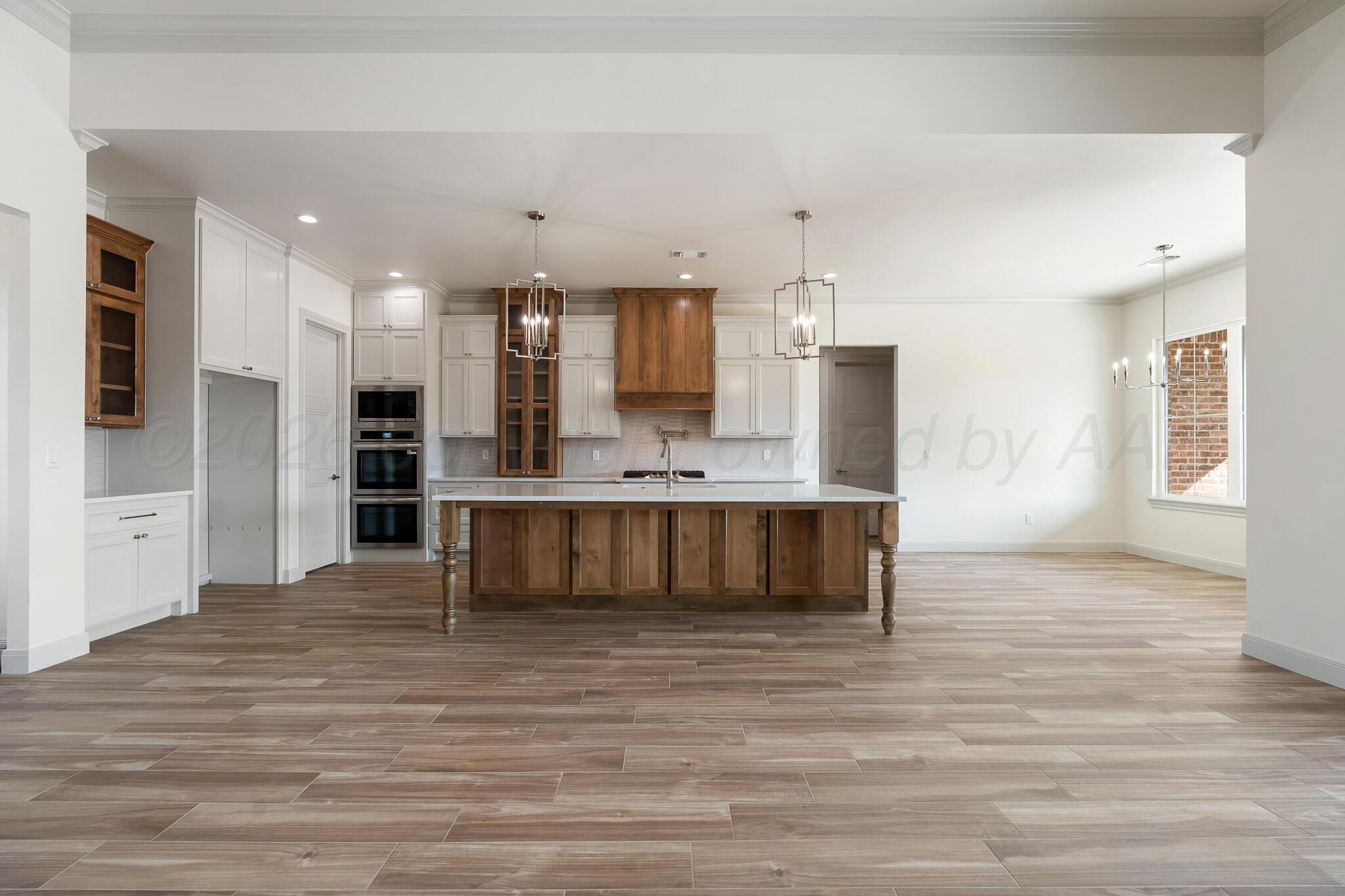 16551 Spring Lake Dr Property Photo 12