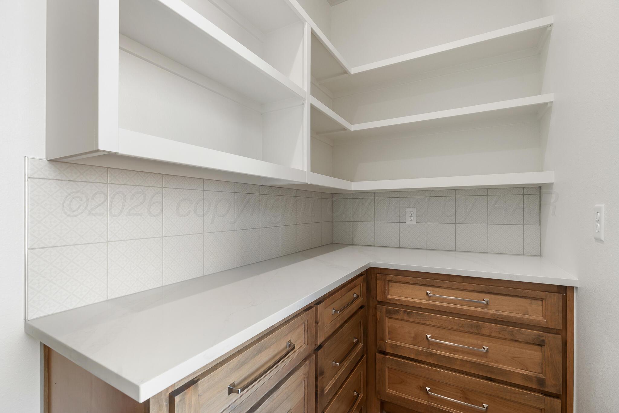 16551 Spring Lake Dr Property Photo 13