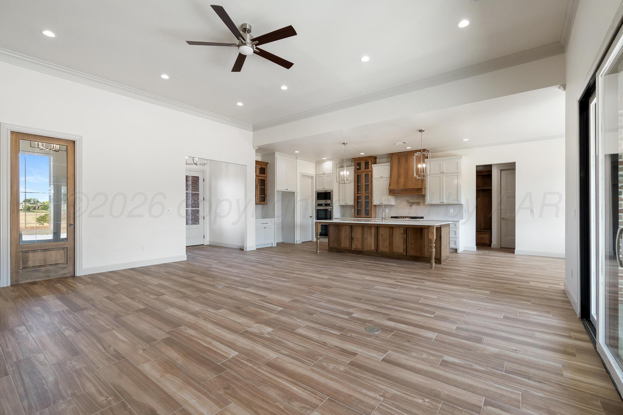 16551 Spring Lake Dr Property Photo 22