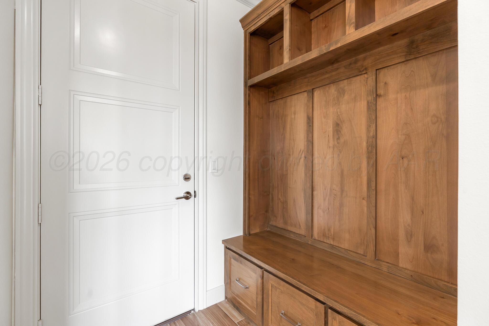 16551 Spring Lake Dr Property Photo 30