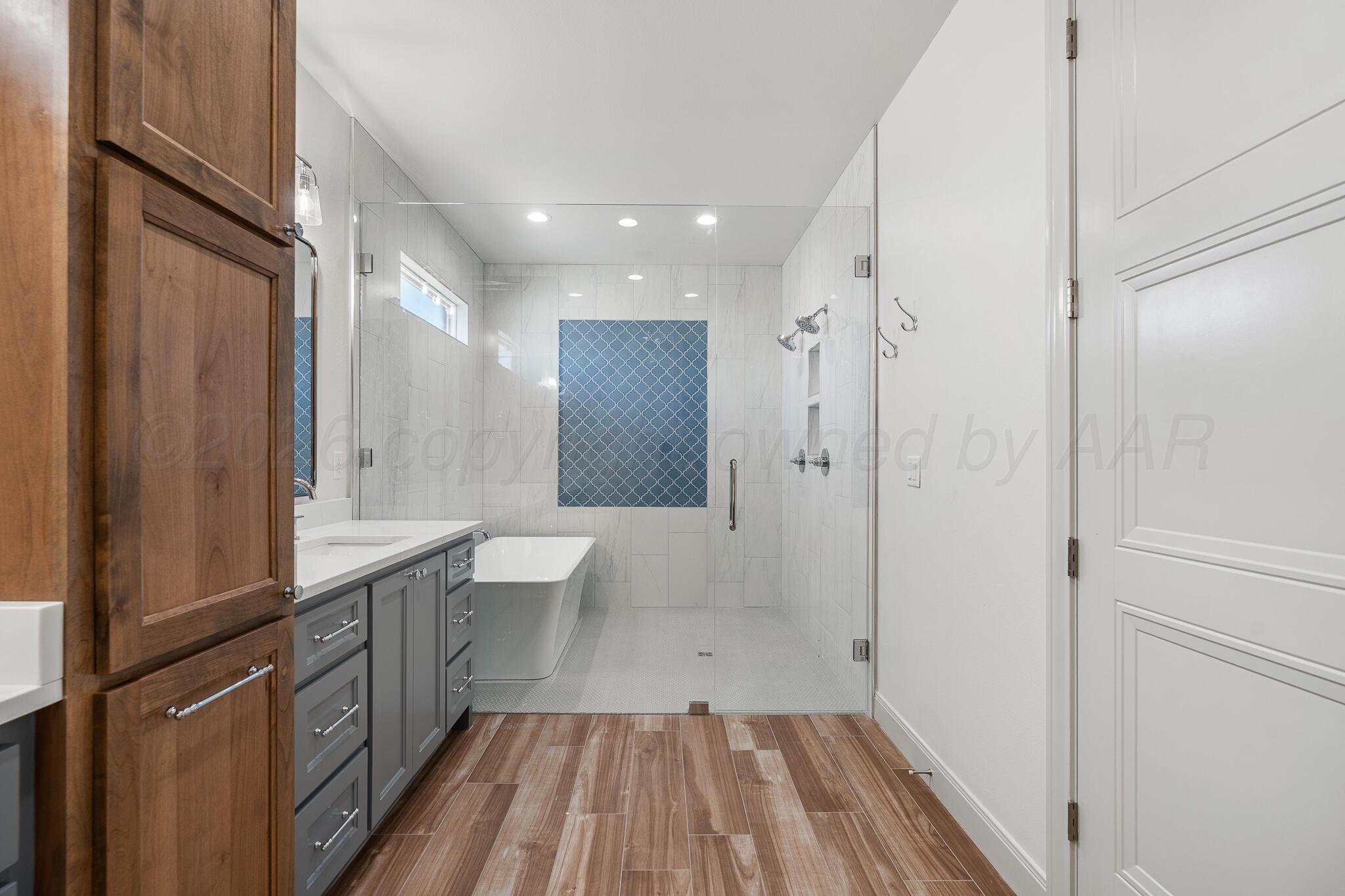 16551 Spring Lake Dr Property Photo 35