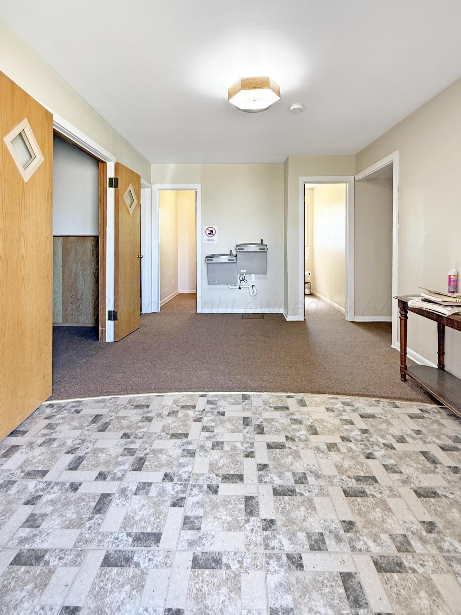 200 Vaughn Avenue Property Photo 2