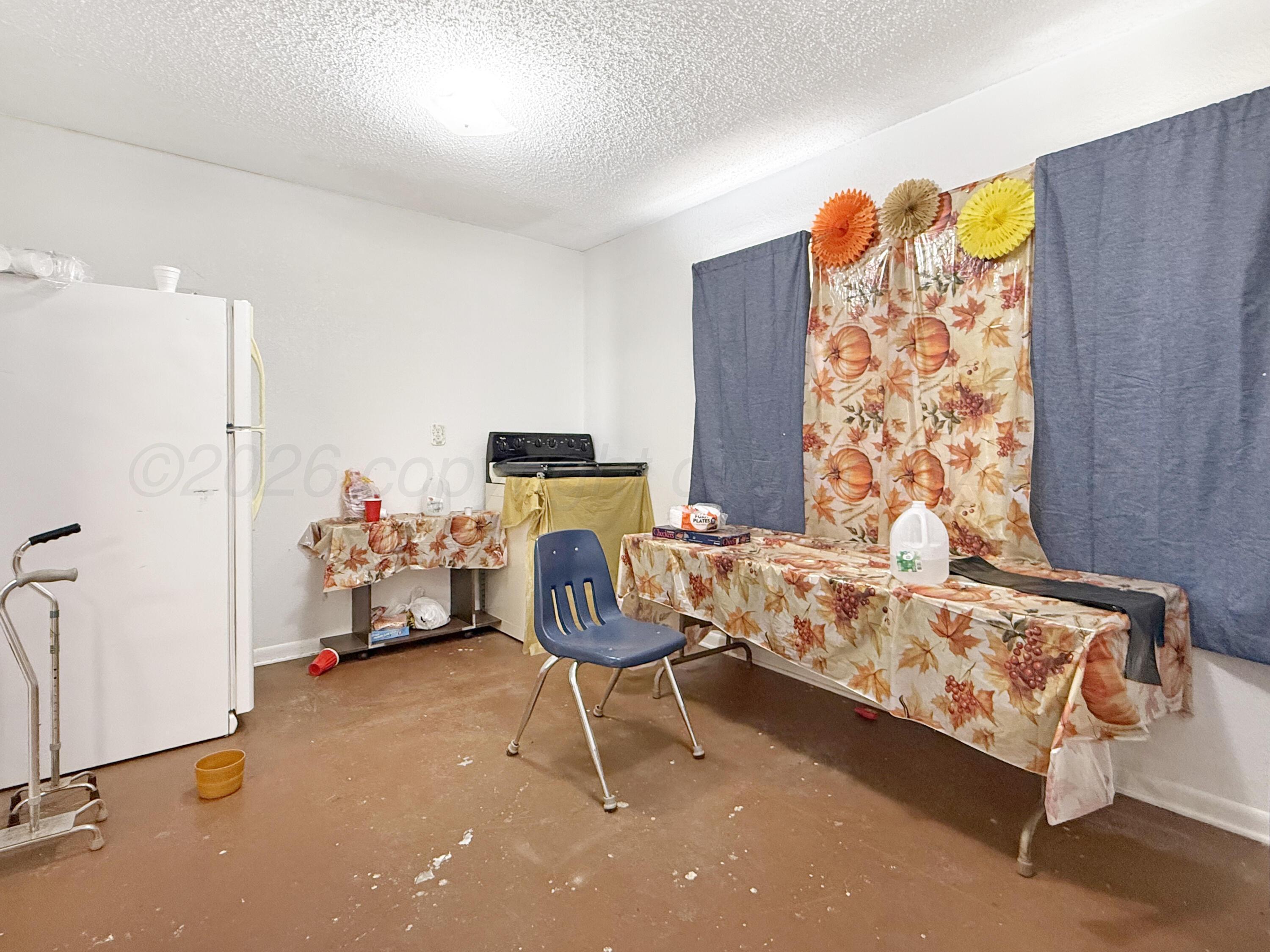 200 Vaughn Avenue Property Photo 8