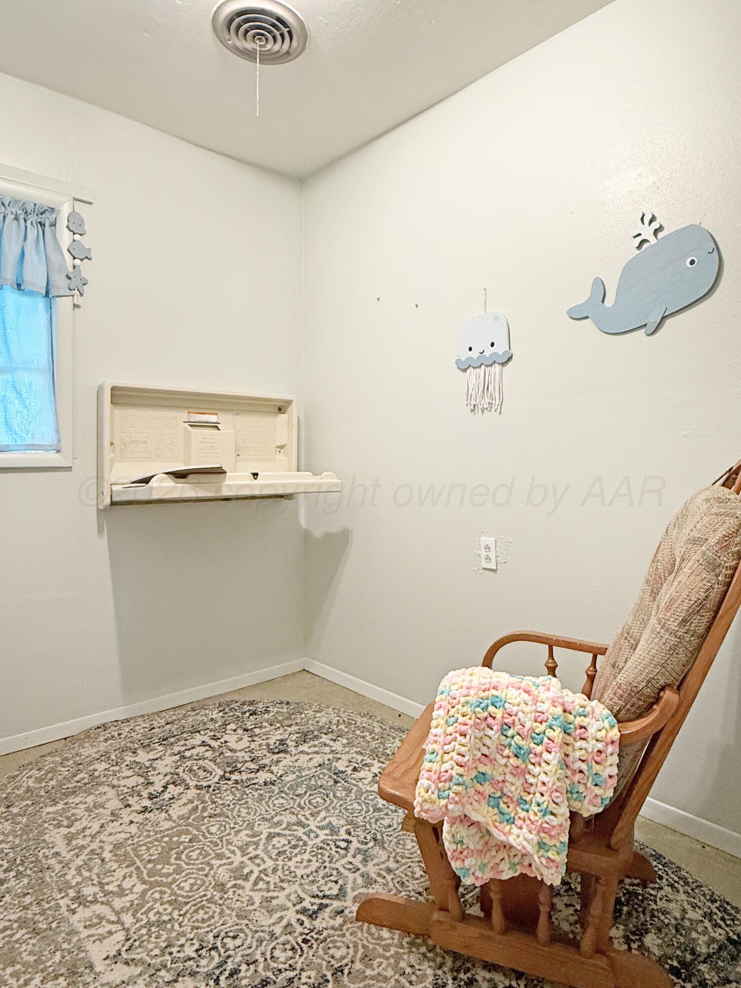200 Vaughn Avenue Property Photo 9