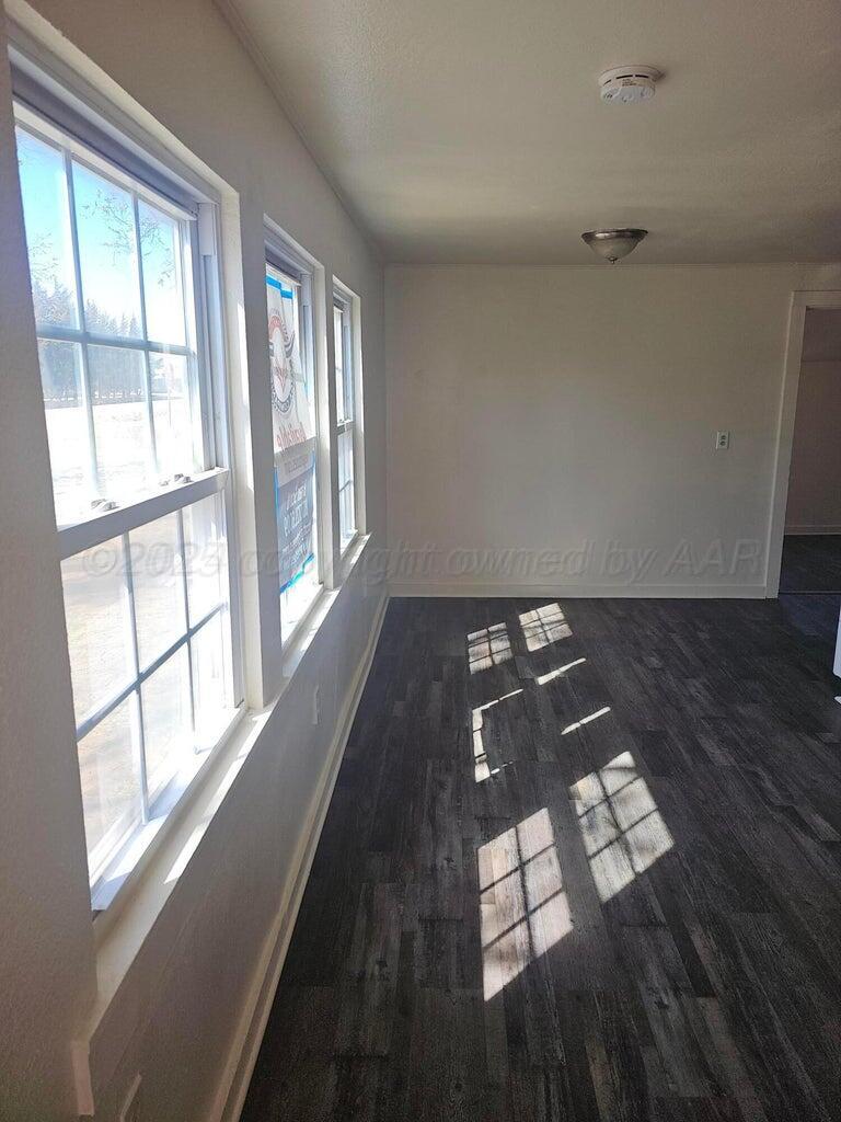 106 E Main Street Property Photo 3