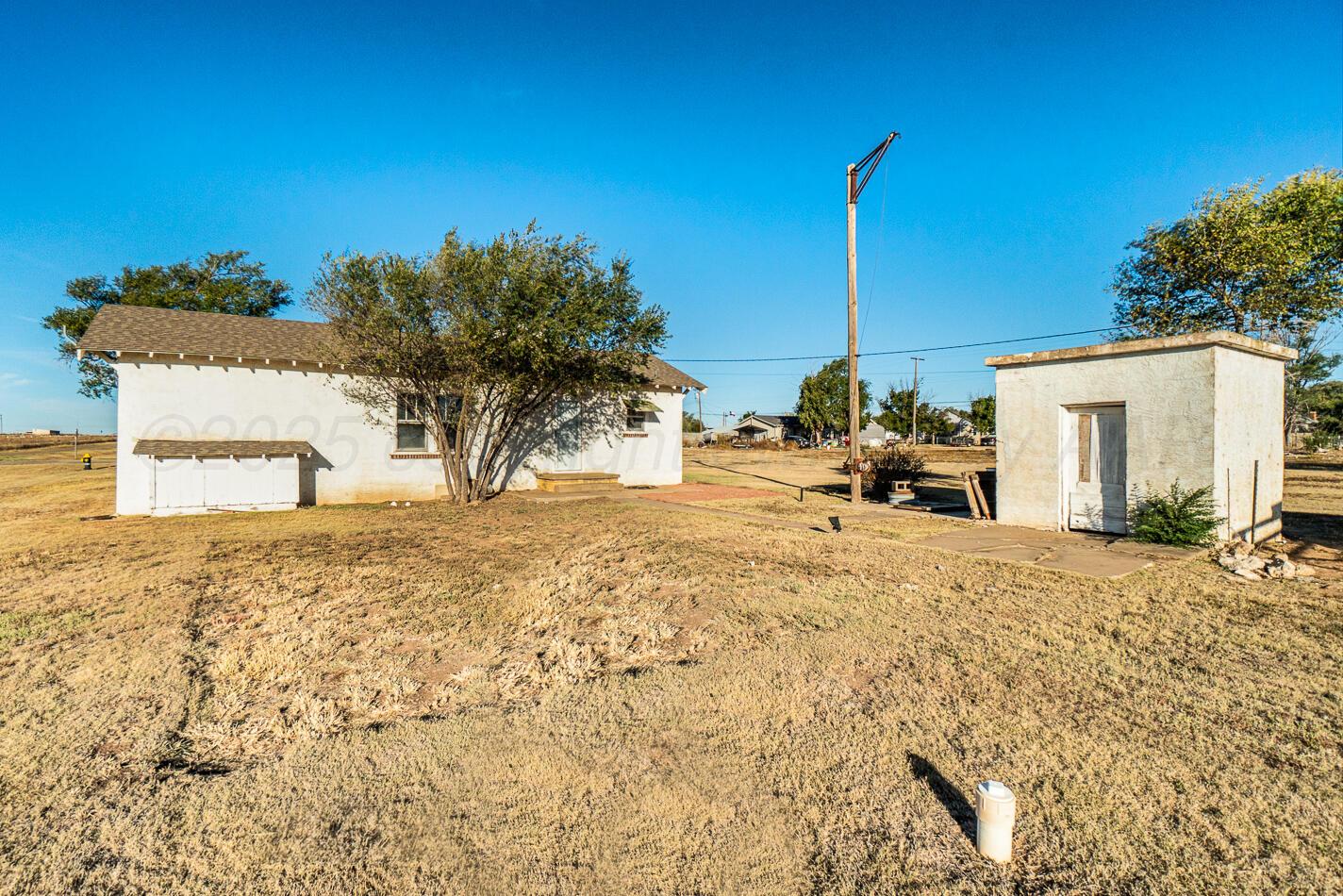 115 S Whorton Avenue Property Photo 17
