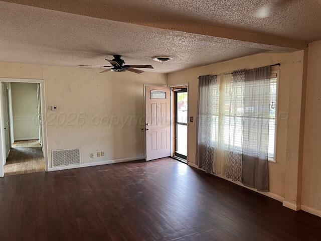 2001 Grinnell Drive Property Photo 3
