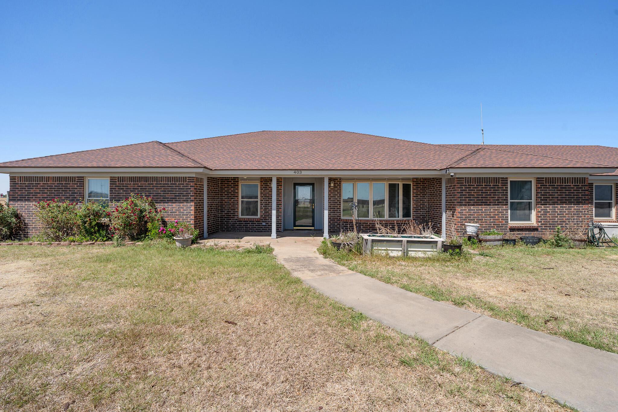 403 County Road 309 Property Photo 1