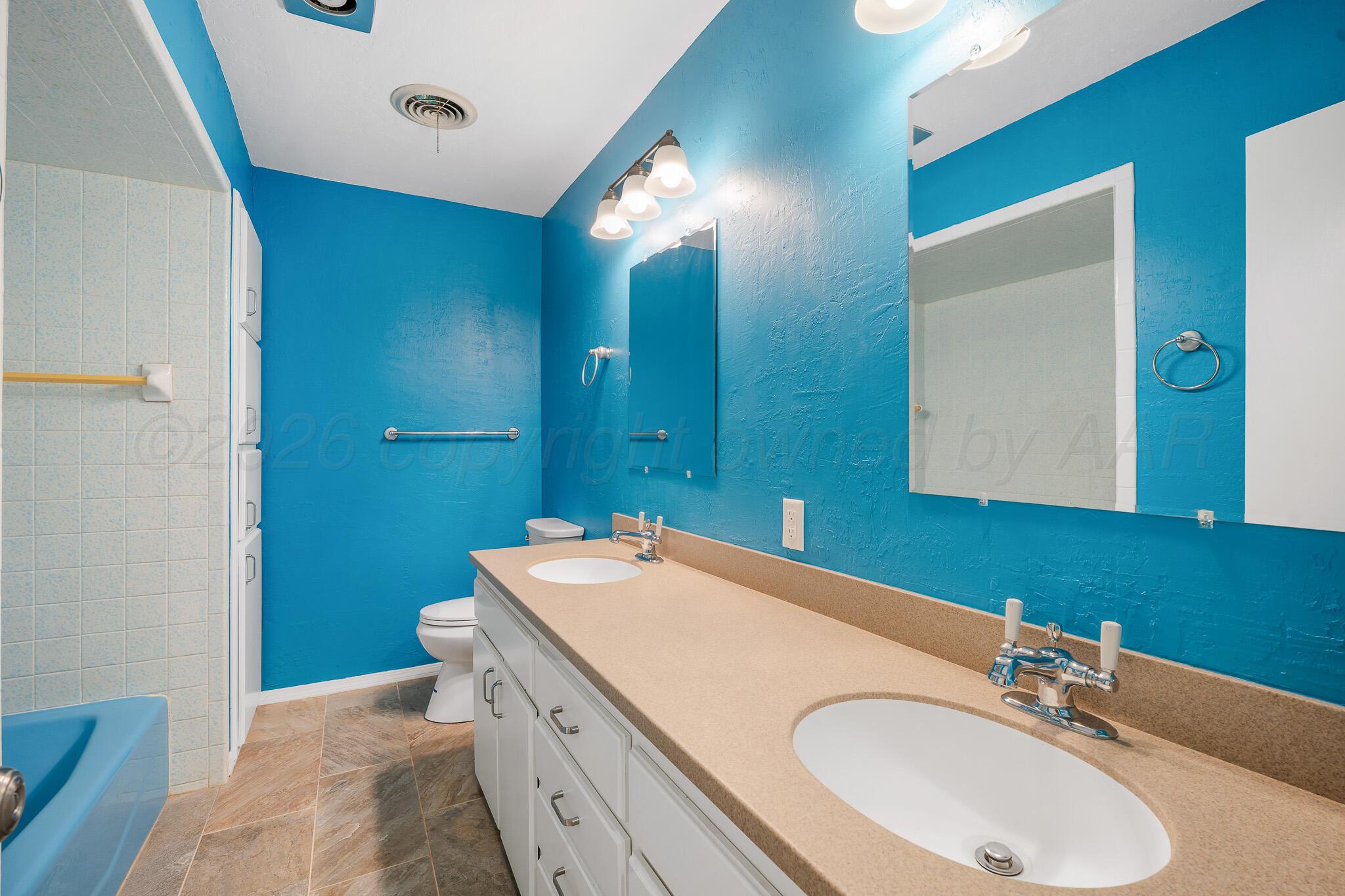403 County Road 309 Property Photo 16