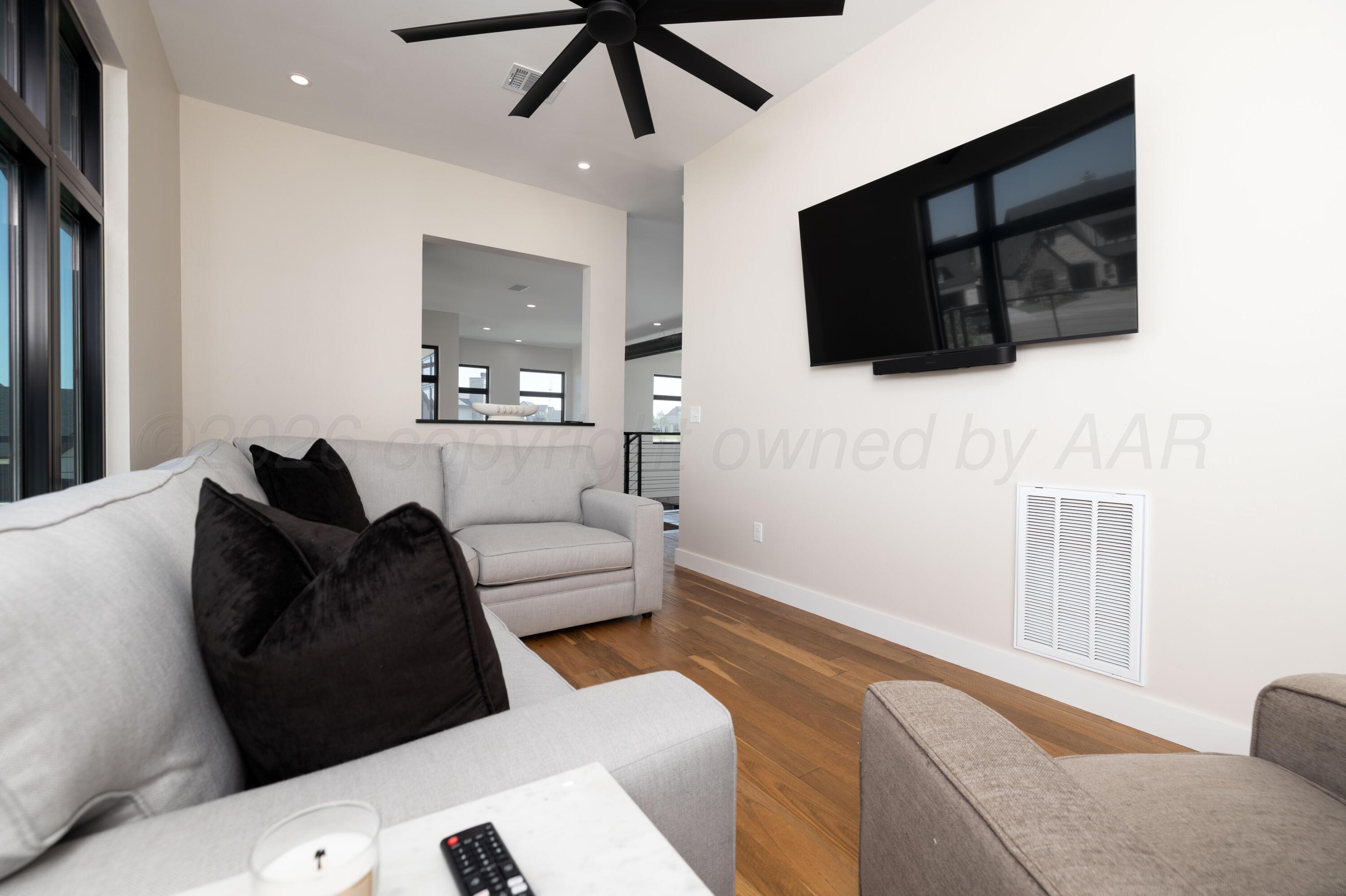 4801 Alamocito Court Property Photo 45