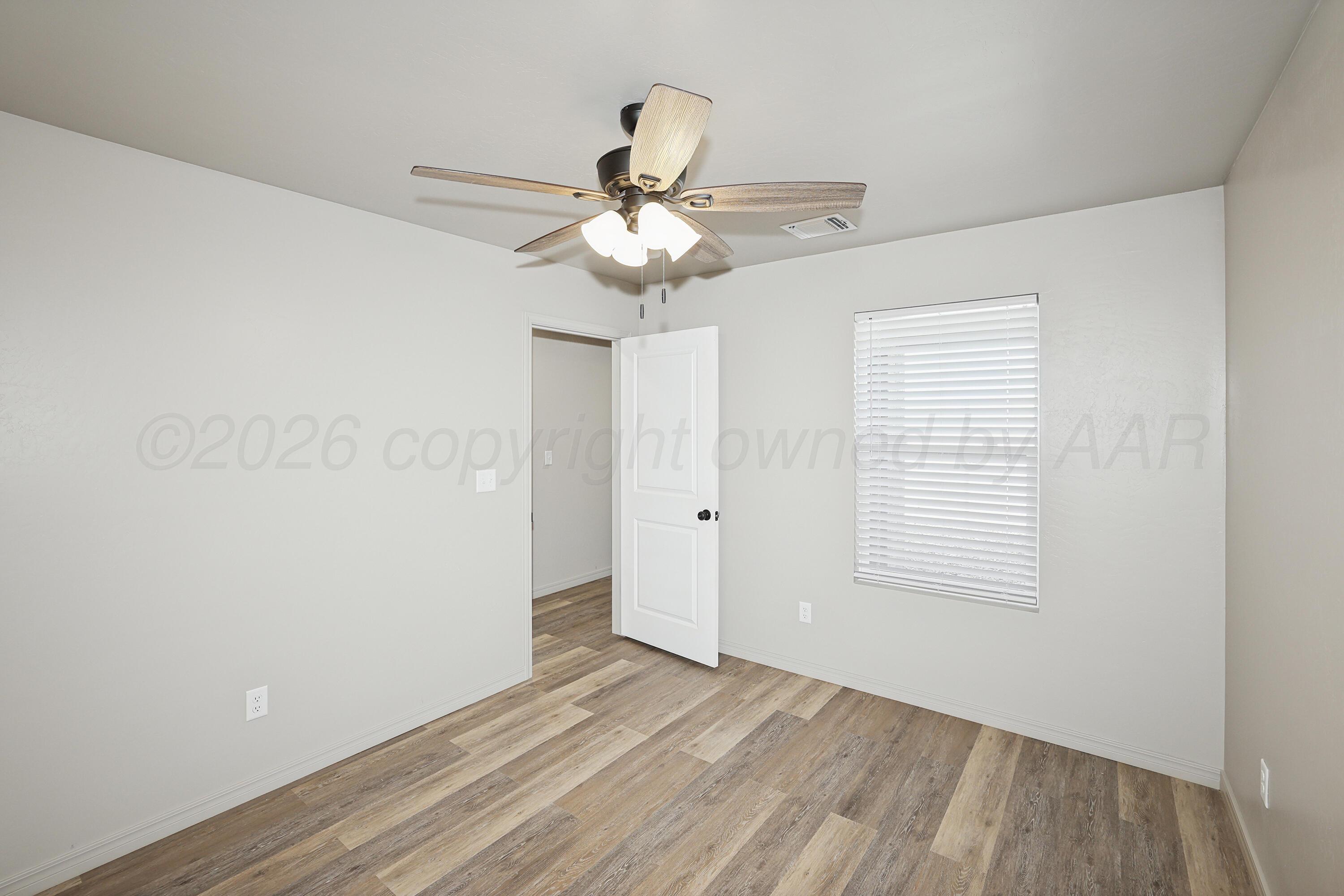 10524 Tierra Santa Drive Property Photo 16