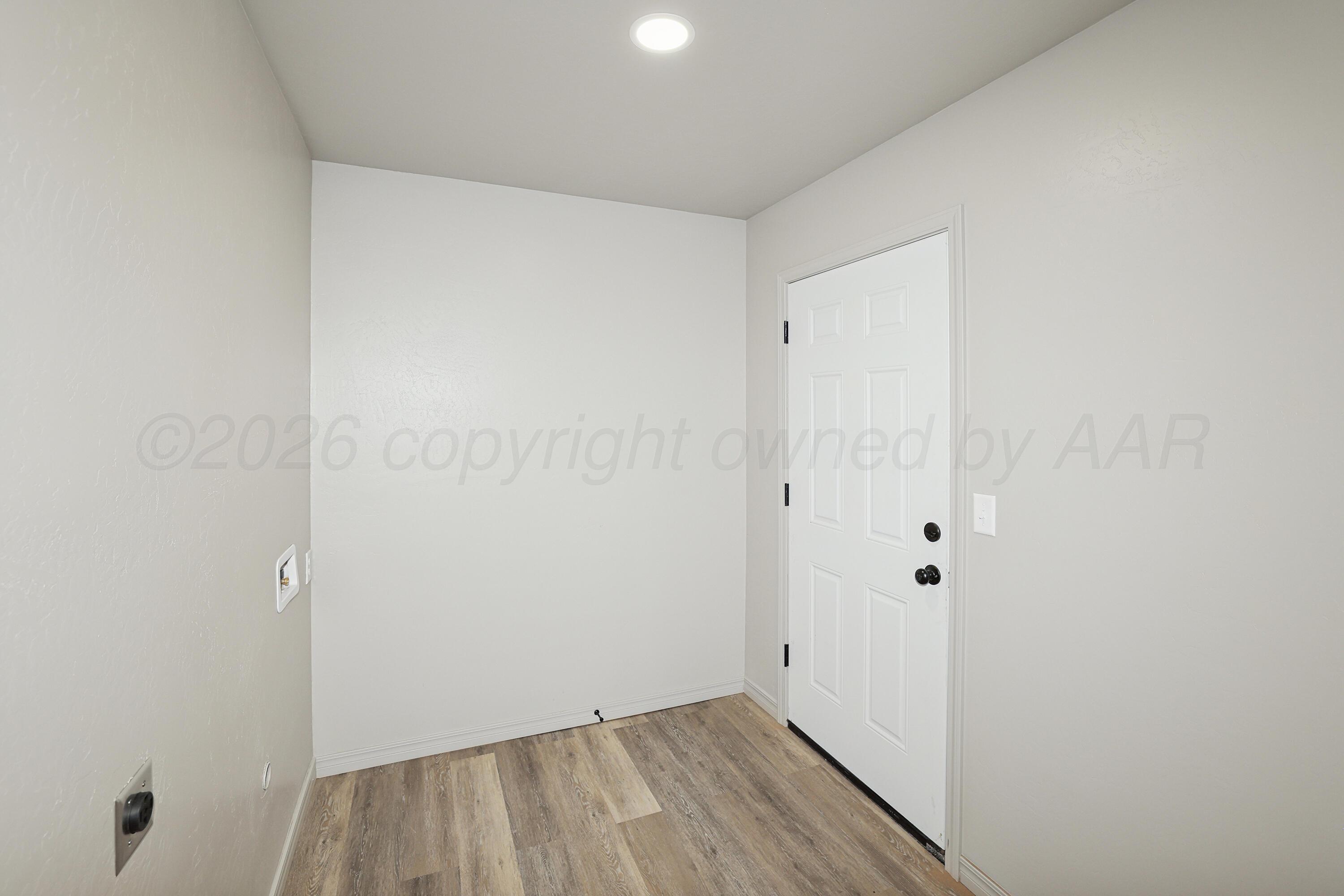 10524 Tierra Santa Drive Property Photo 19