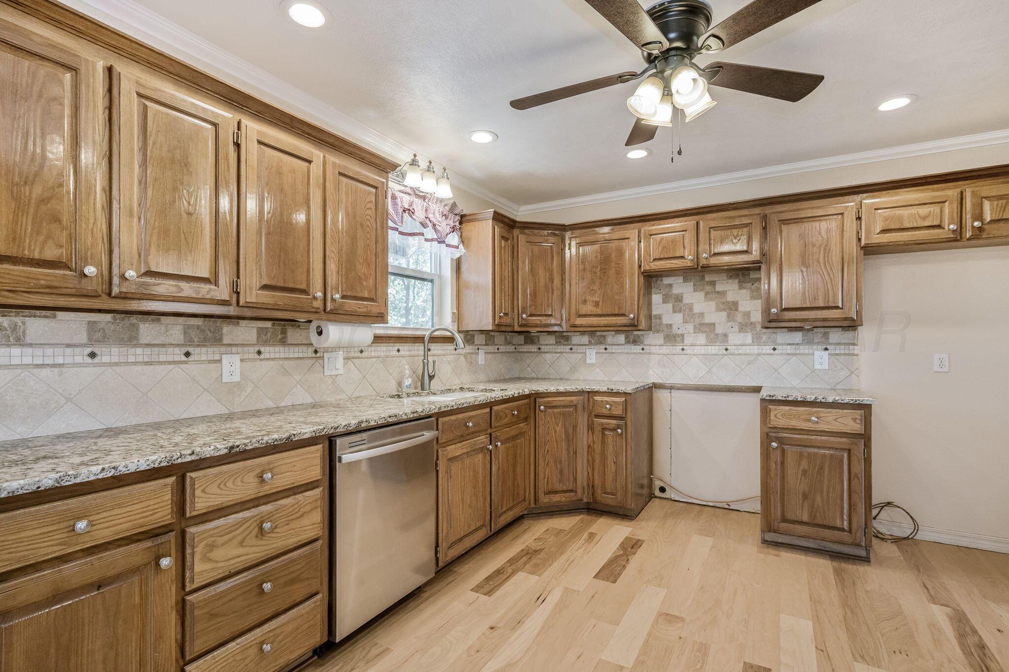101 Mathis Drive Property Photo 16
