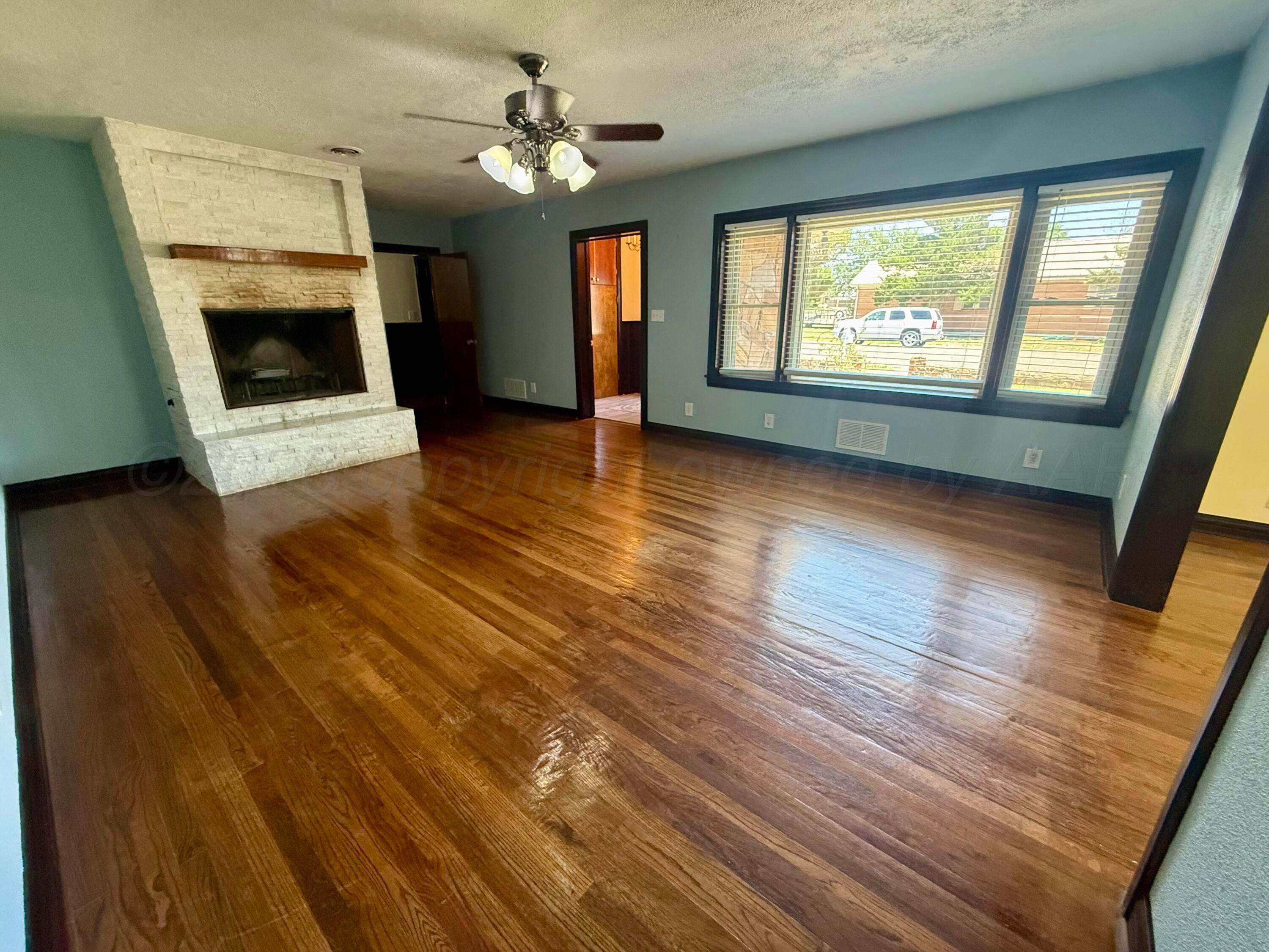 600 S Hedgecoke Street Property Photo 7