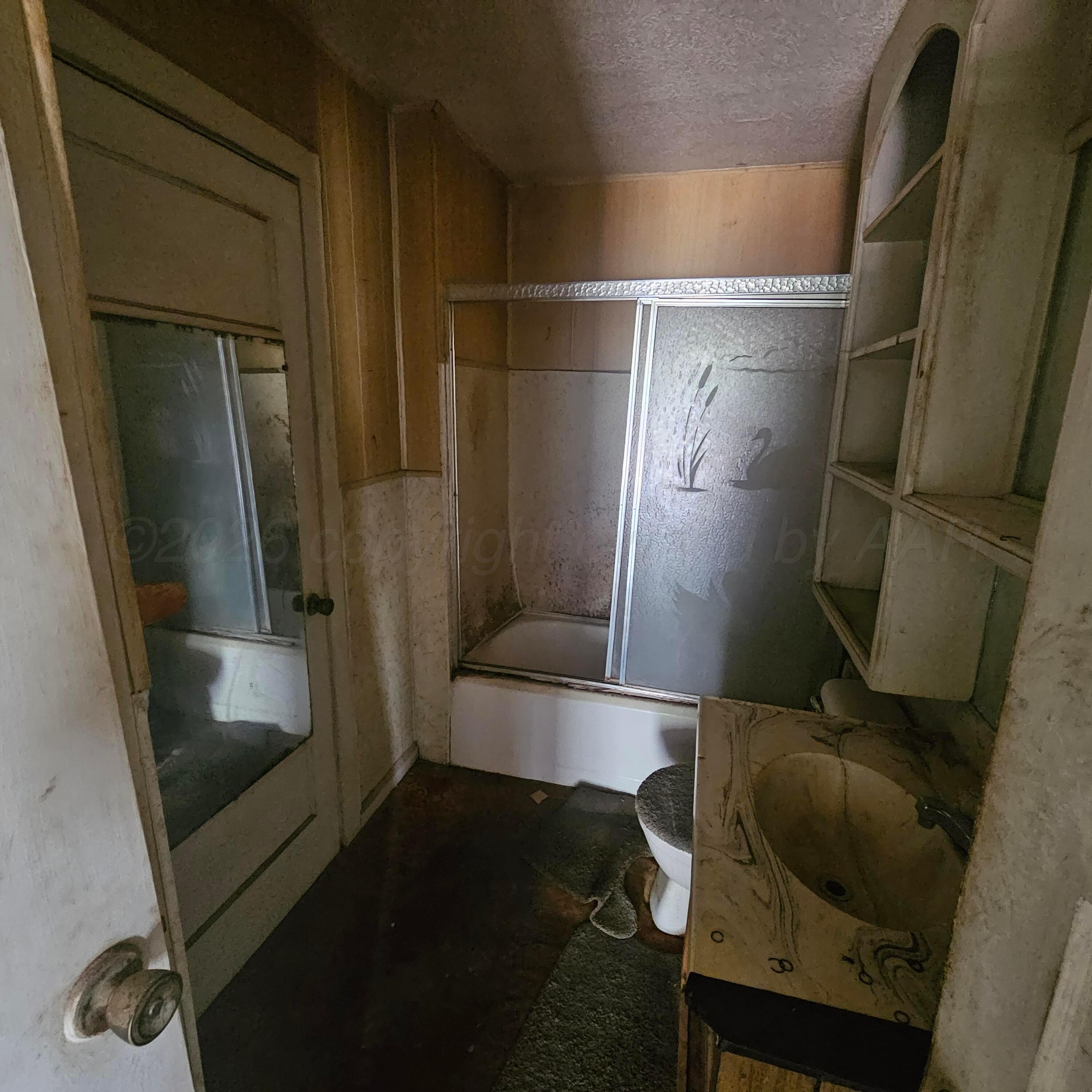 1906 N Washington Street Property Photo 5