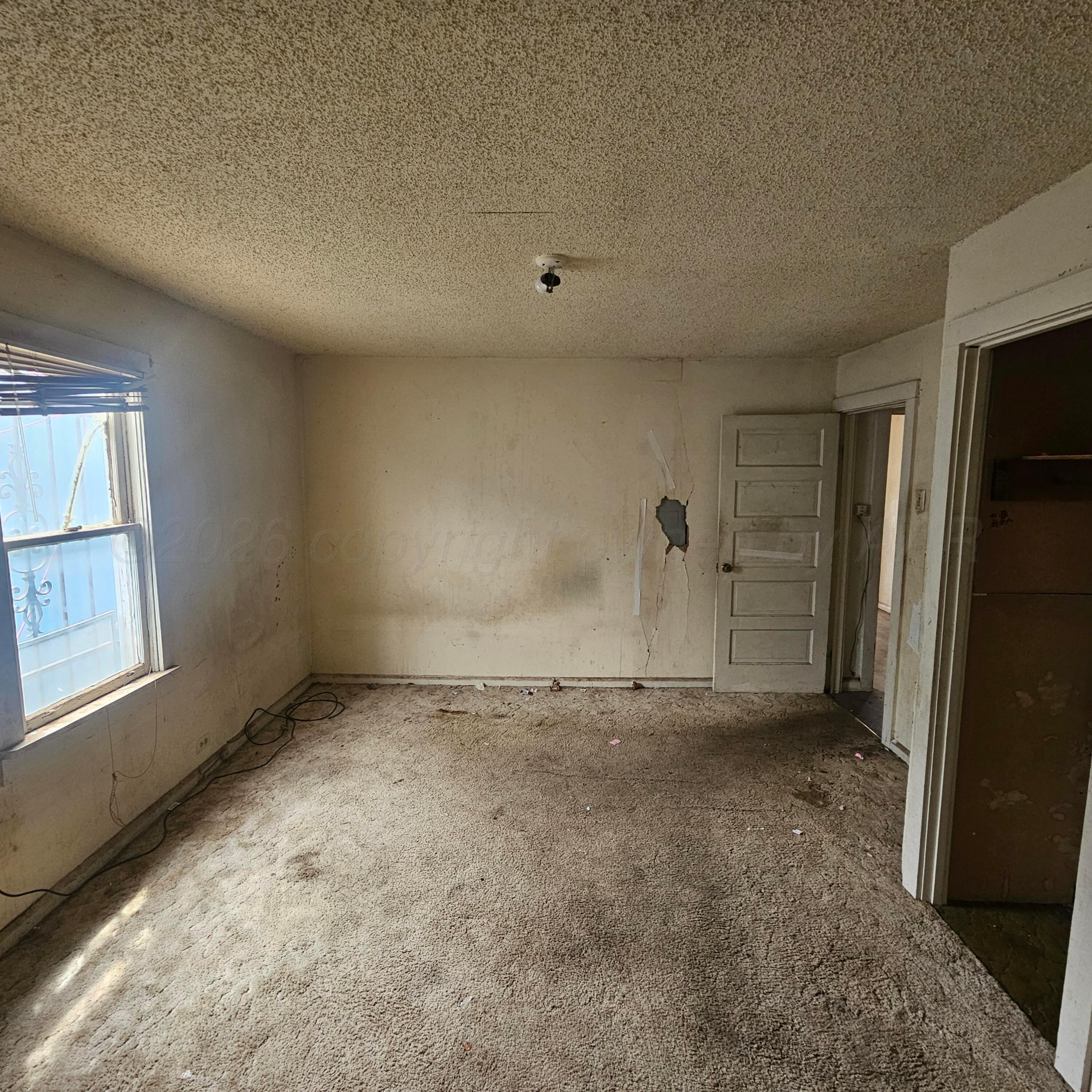 1906 N Washington Street Property Photo 9