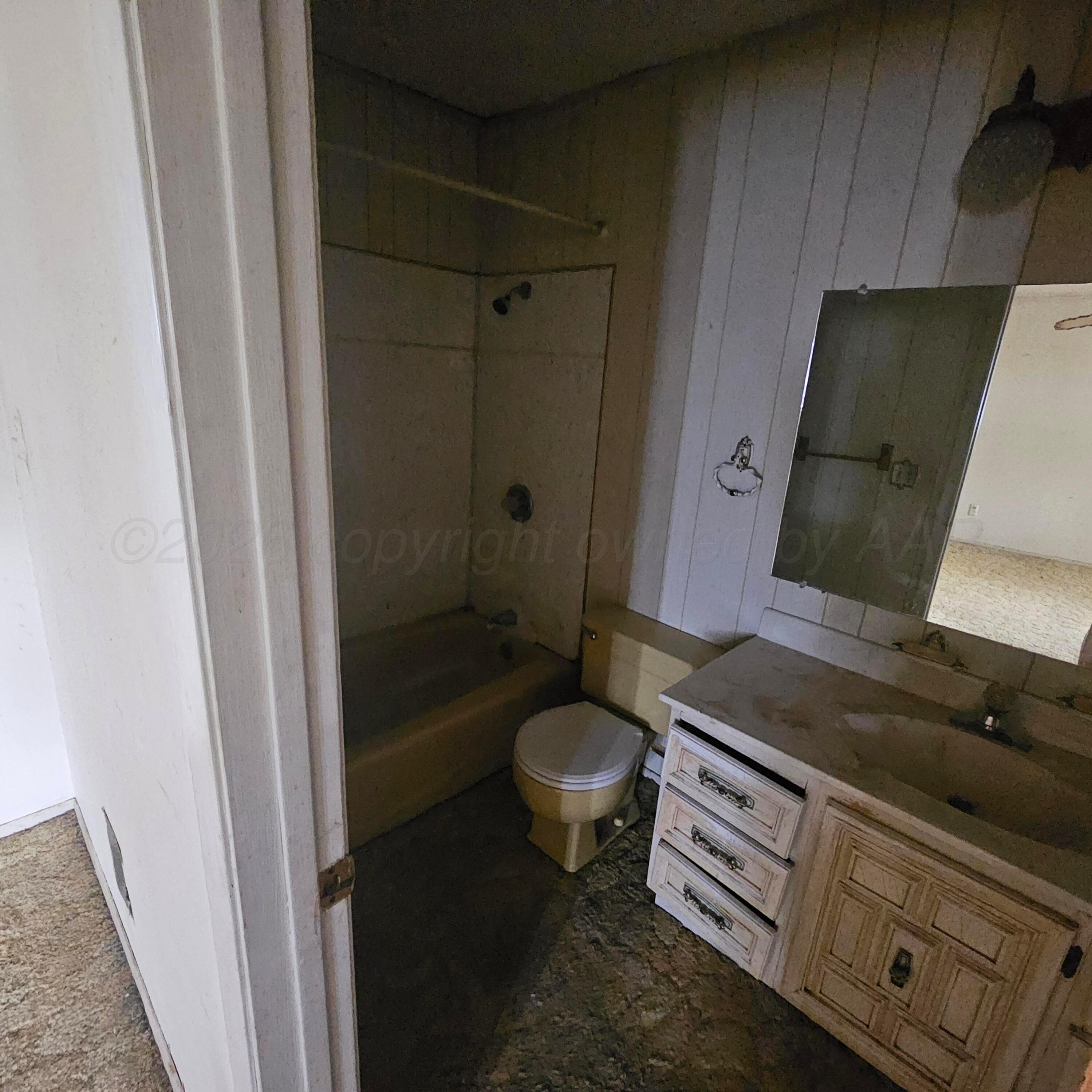 1906 N Washington Street Property Photo 10
