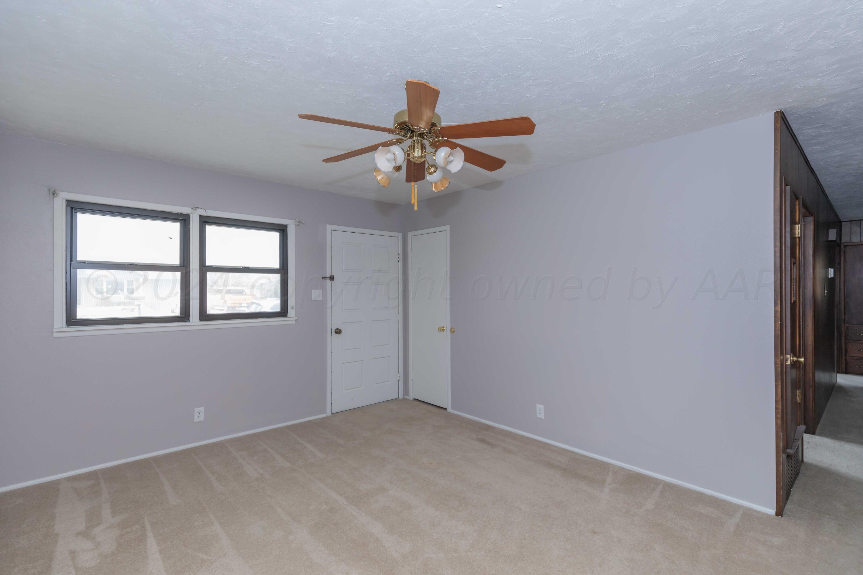 723 Cotter Drive Property Photo 7