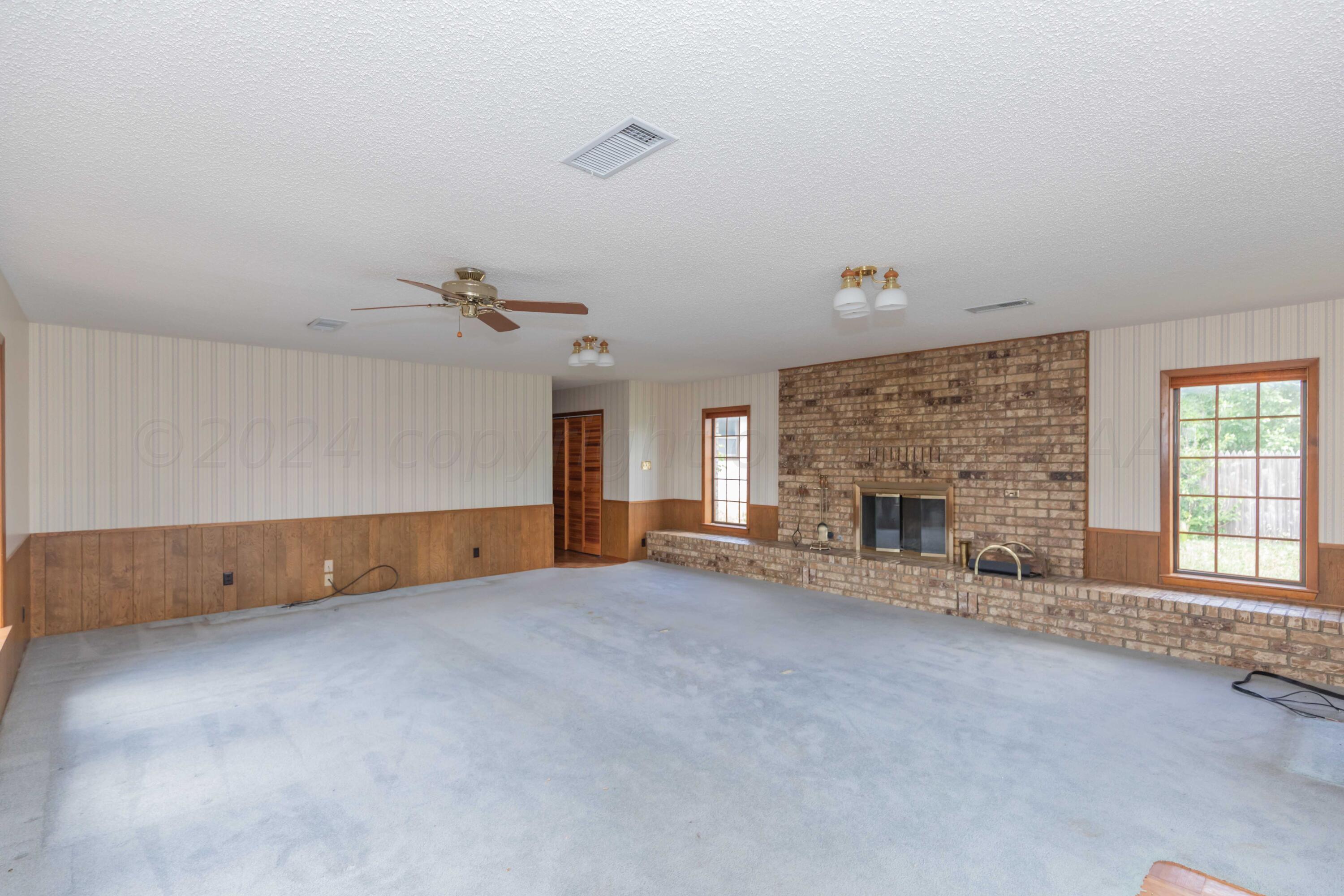 723 Cotter Drive Property Photo 16