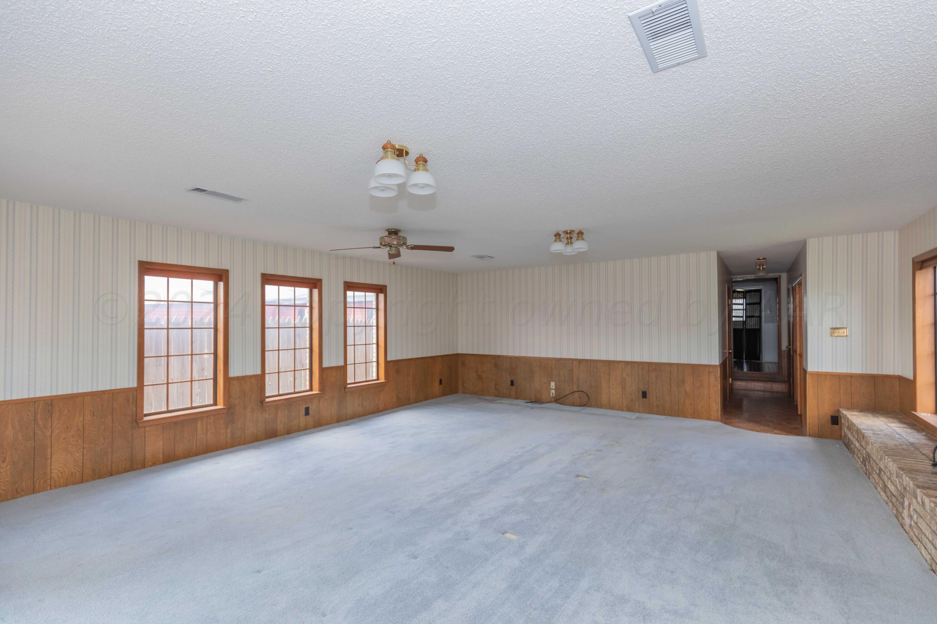 723 Cotter Drive Property Photo 17