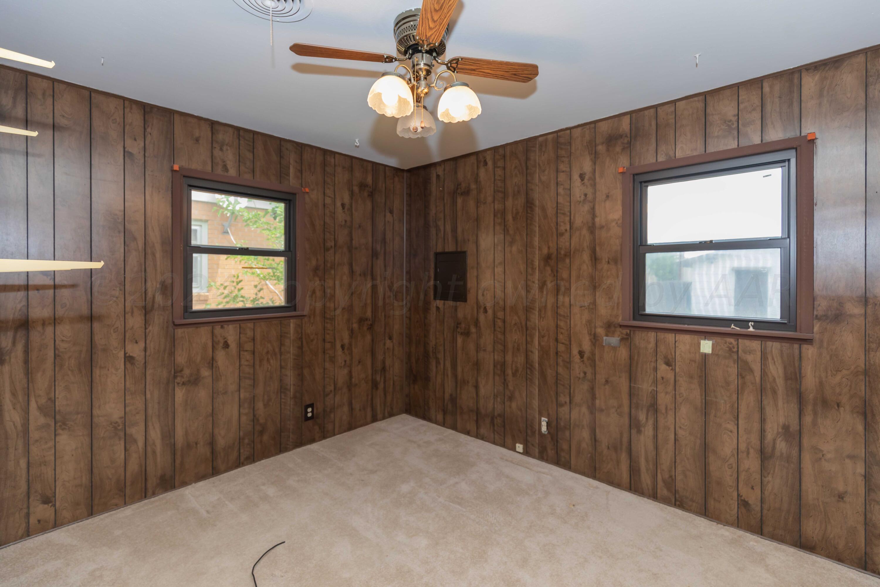 723 Cotter Drive Property Photo 18