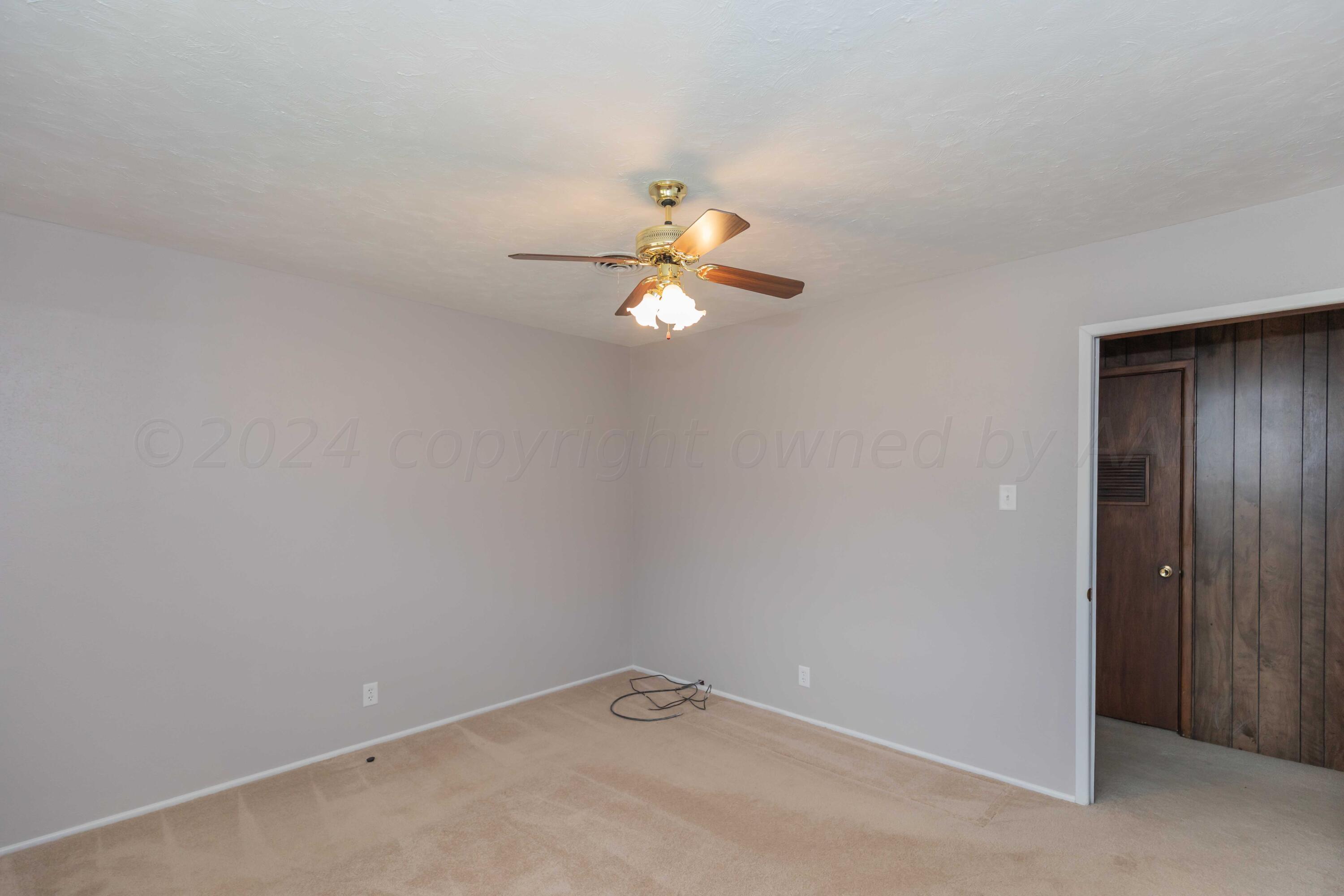 723 Cotter Drive Property Photo 26