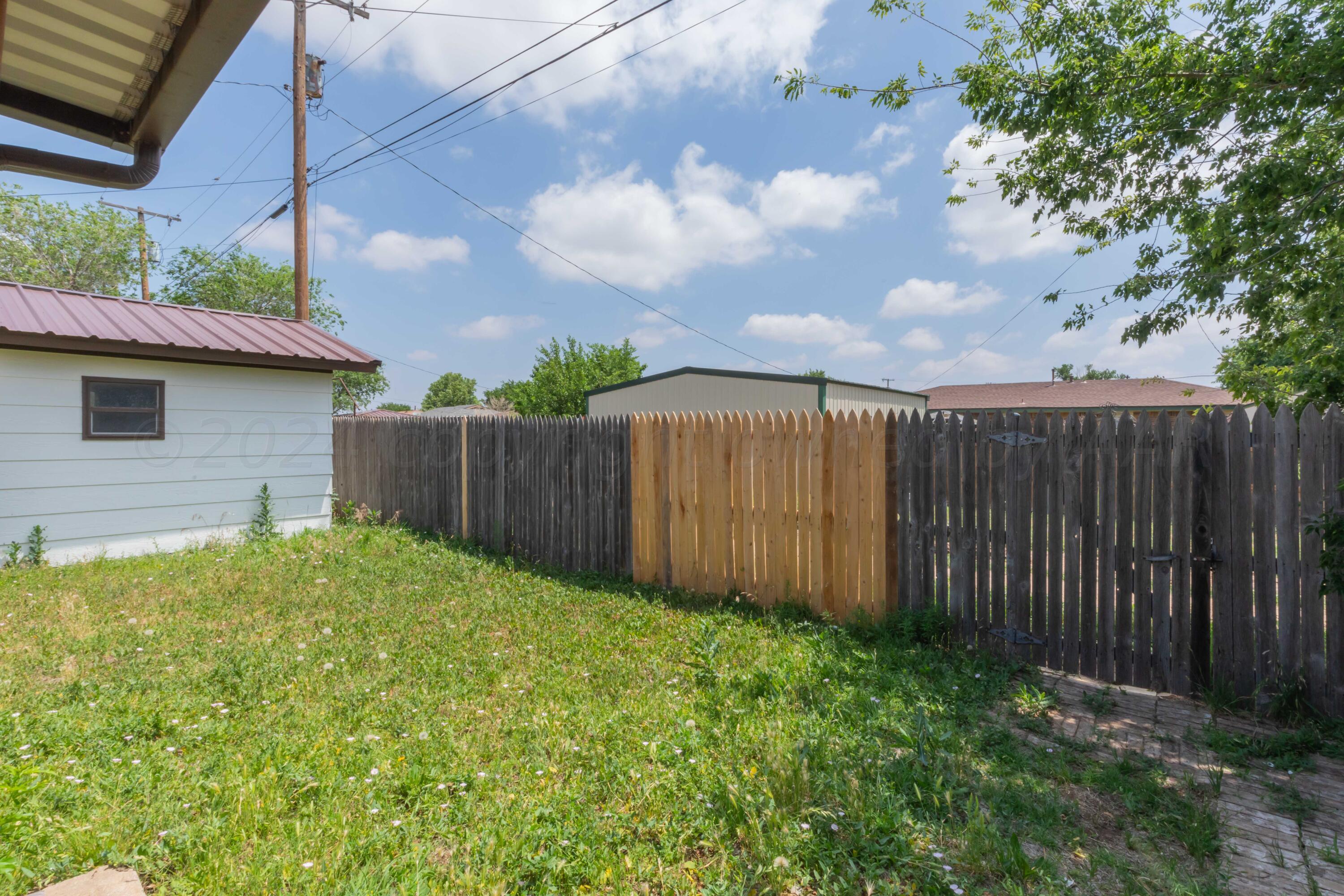 723 Cotter Drive Property Photo 32