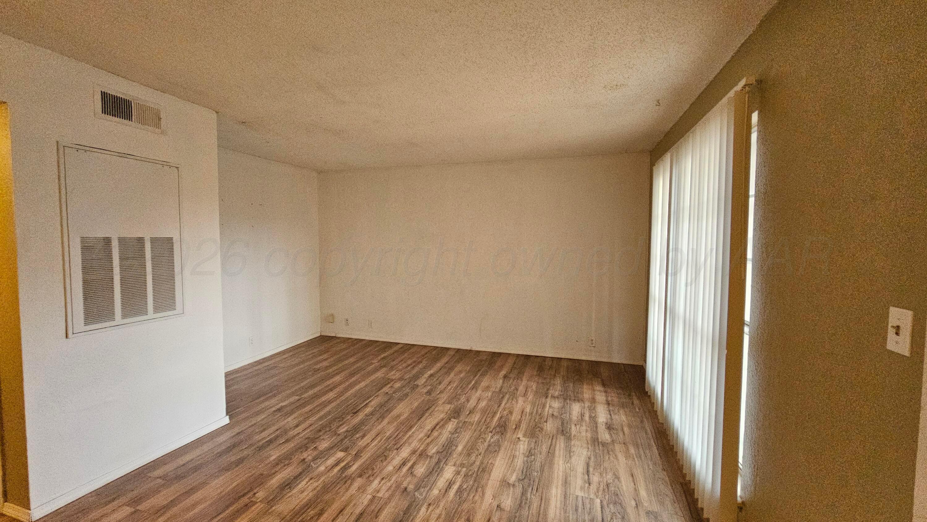 1100 S Wicker Avenue Property Photo 18