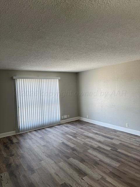 1100 S Wicker Avenue Property Photo 50
