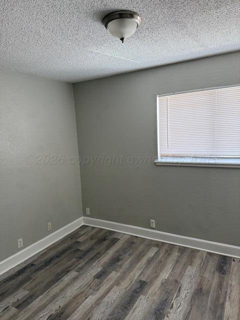 1100 S Wicker Avenue Property Photo 52