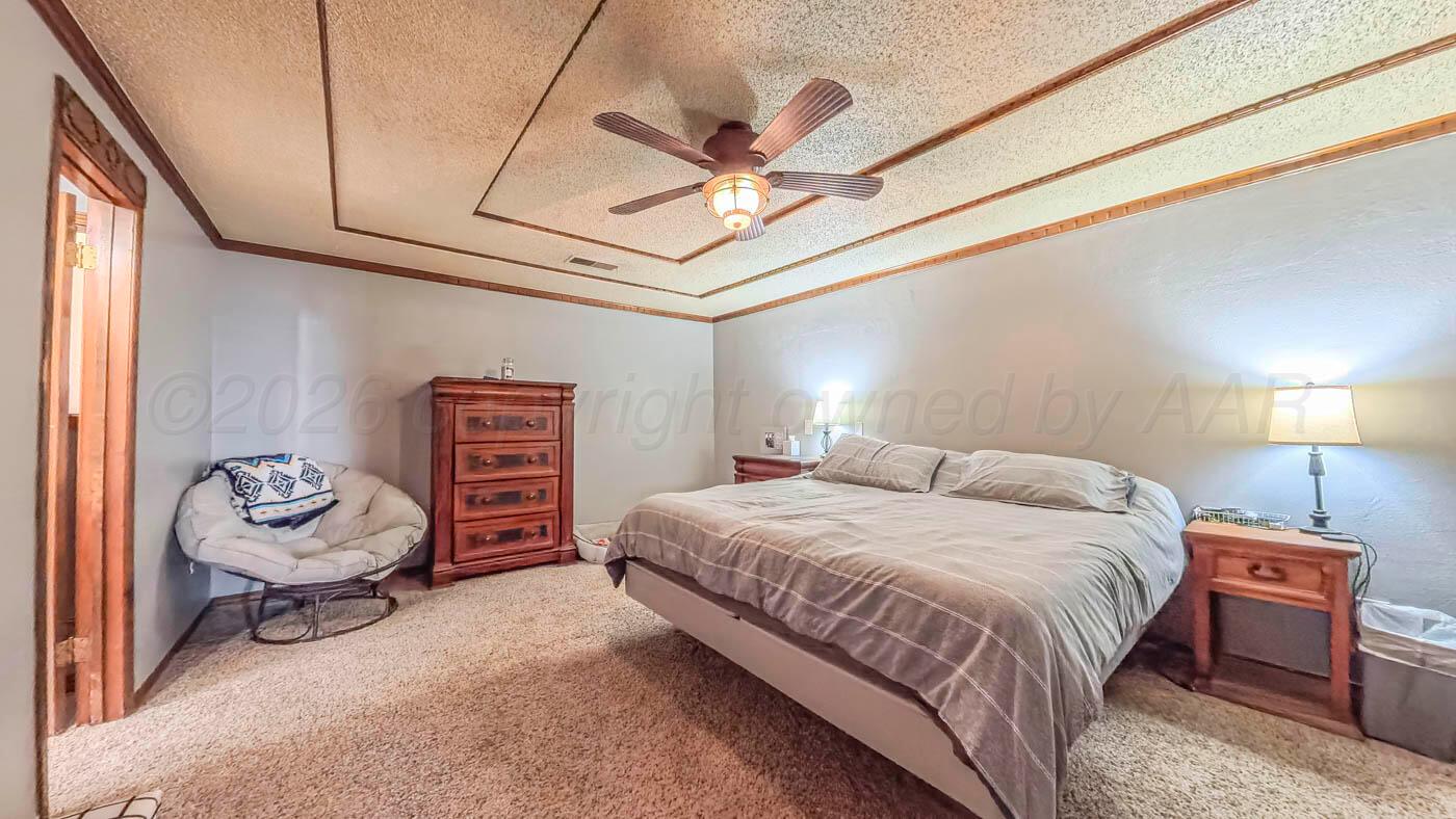 123 E Broadway Street Property Photo 24