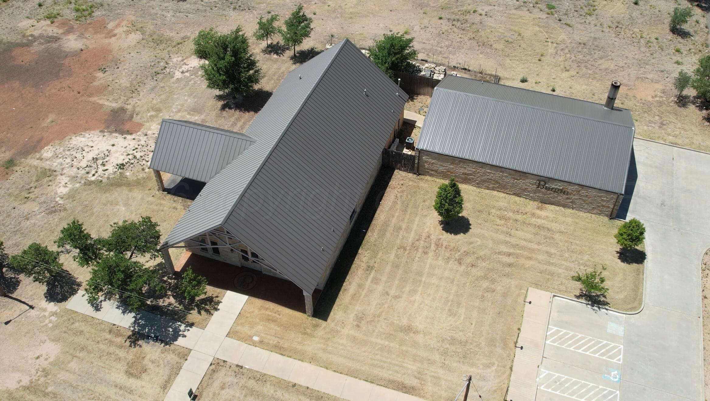 200 S Mcgee Street Property Photo 14