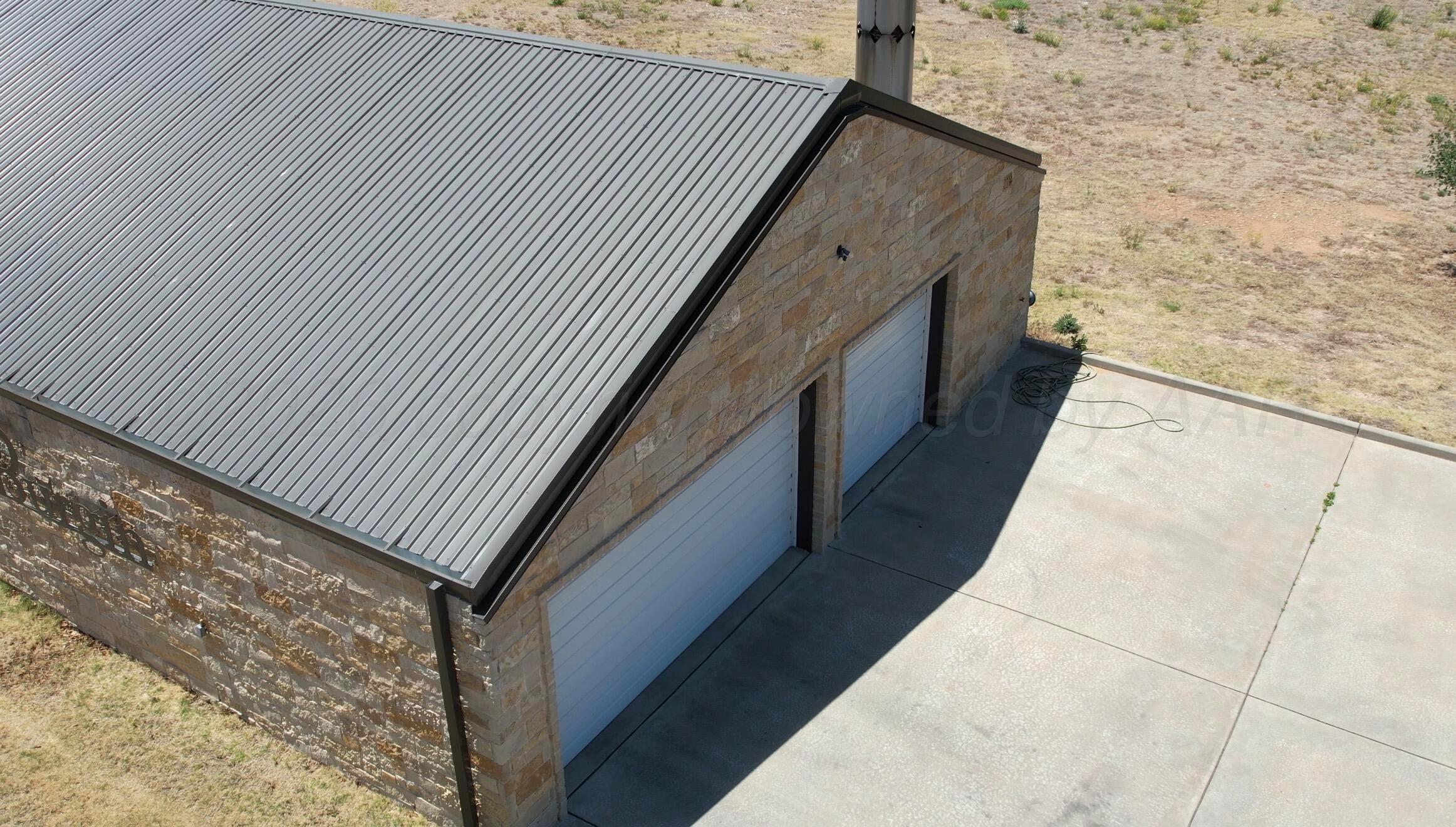 200 S Mcgee Street Property Photo 15