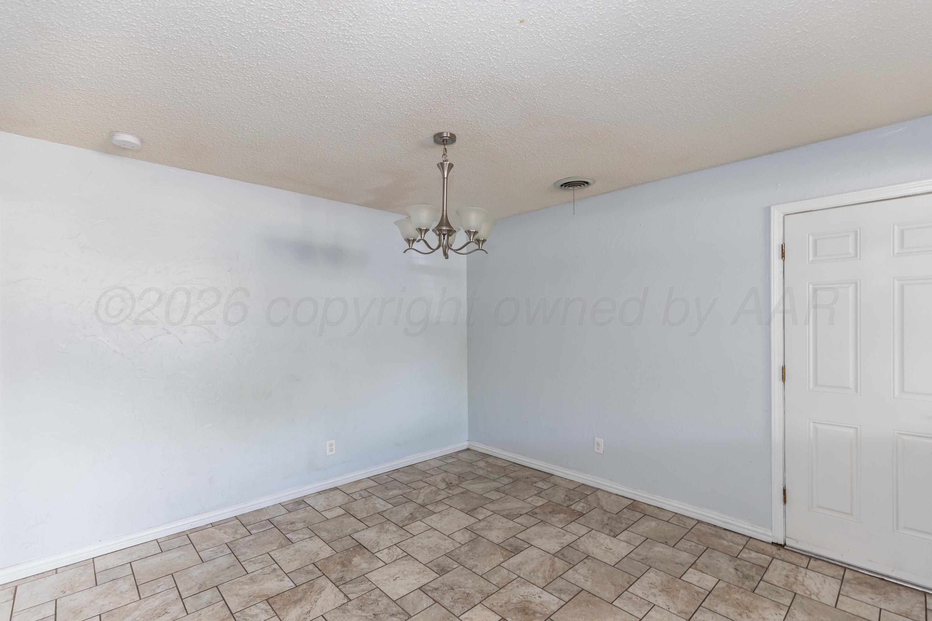228 Somerset Street Property Photo 3