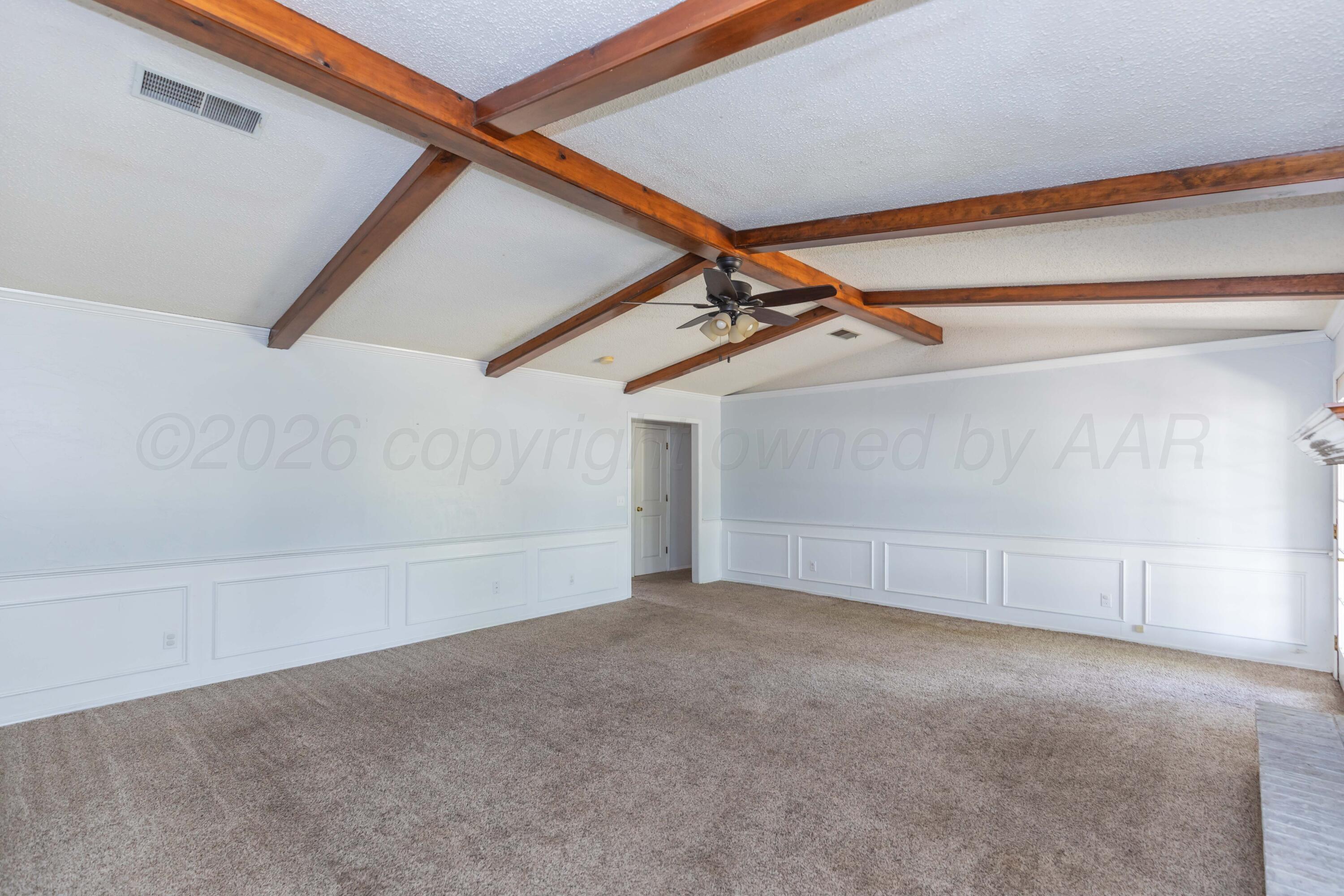 228 Somerset Street Property Photo 9