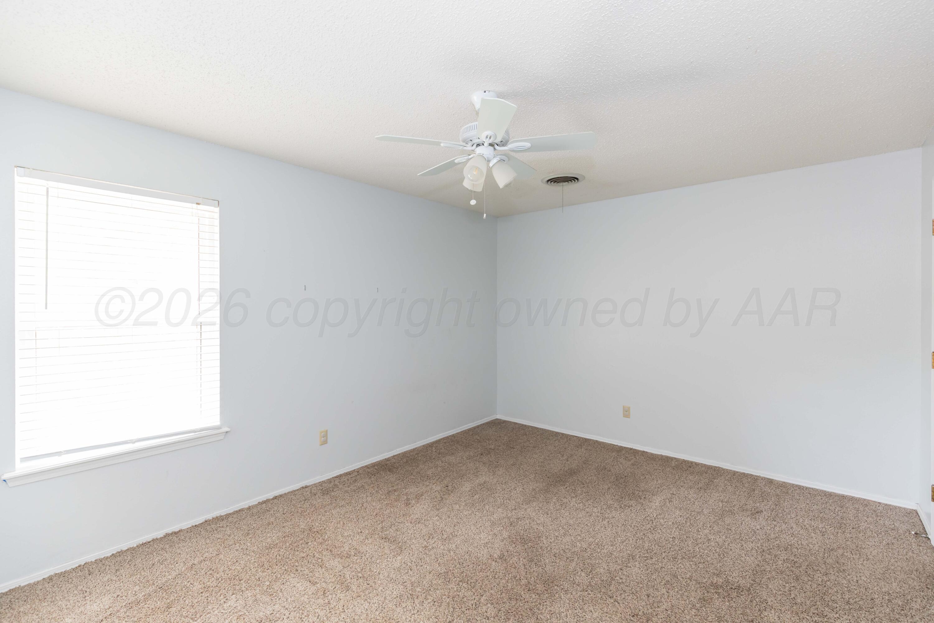 228 Somerset Street Property Photo 20