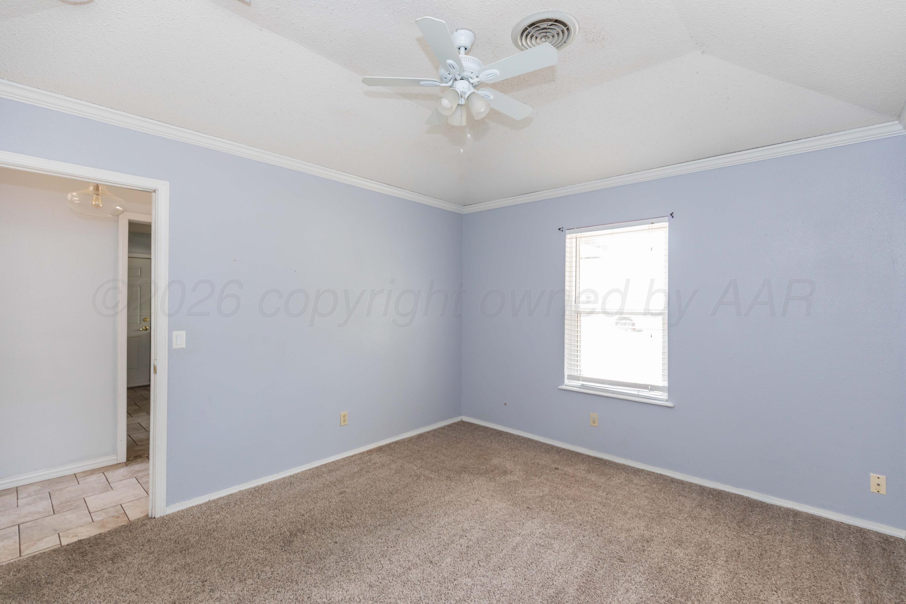 228 Somerset Street Property Photo 28