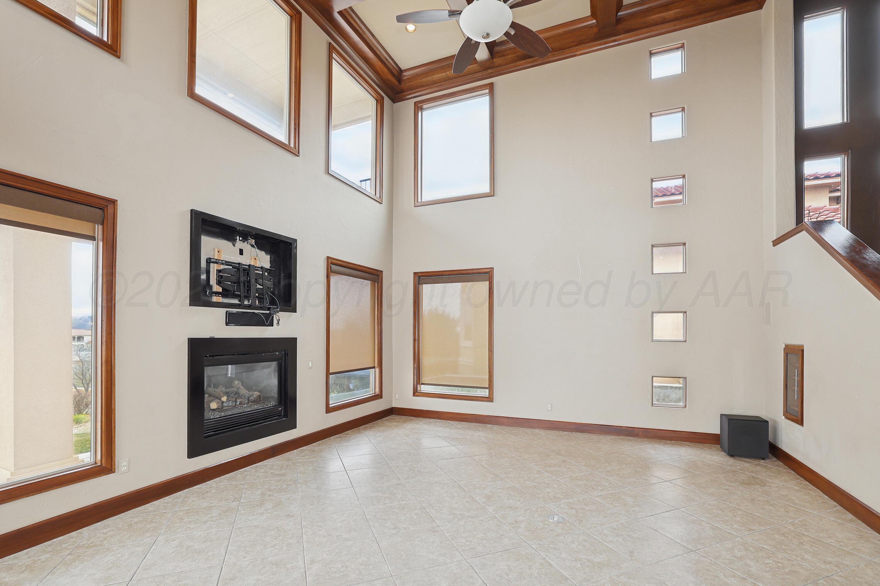 13 Prestwick Lane Property Photo 10