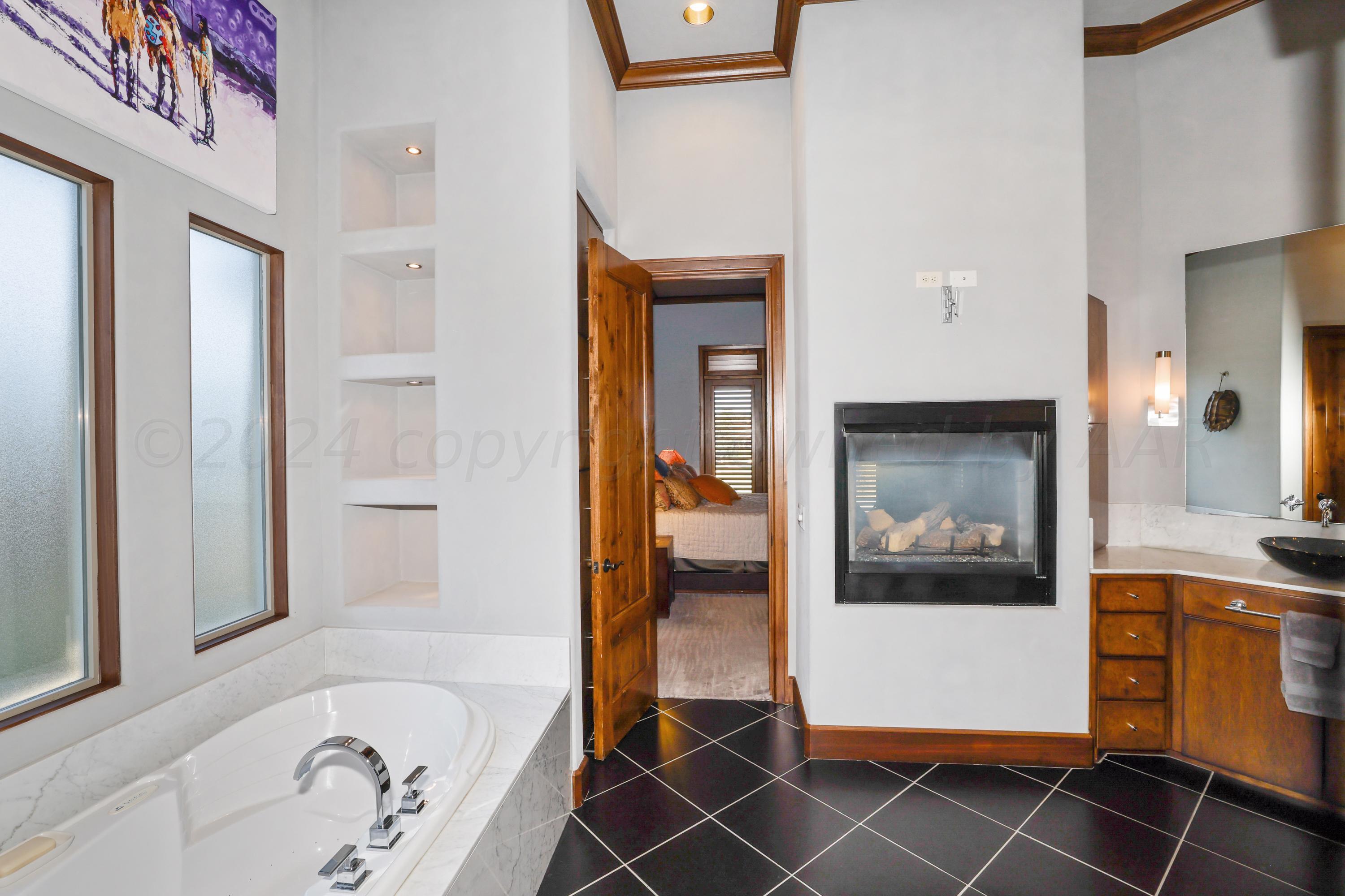 13 Prestwick Lane Property Photo 26