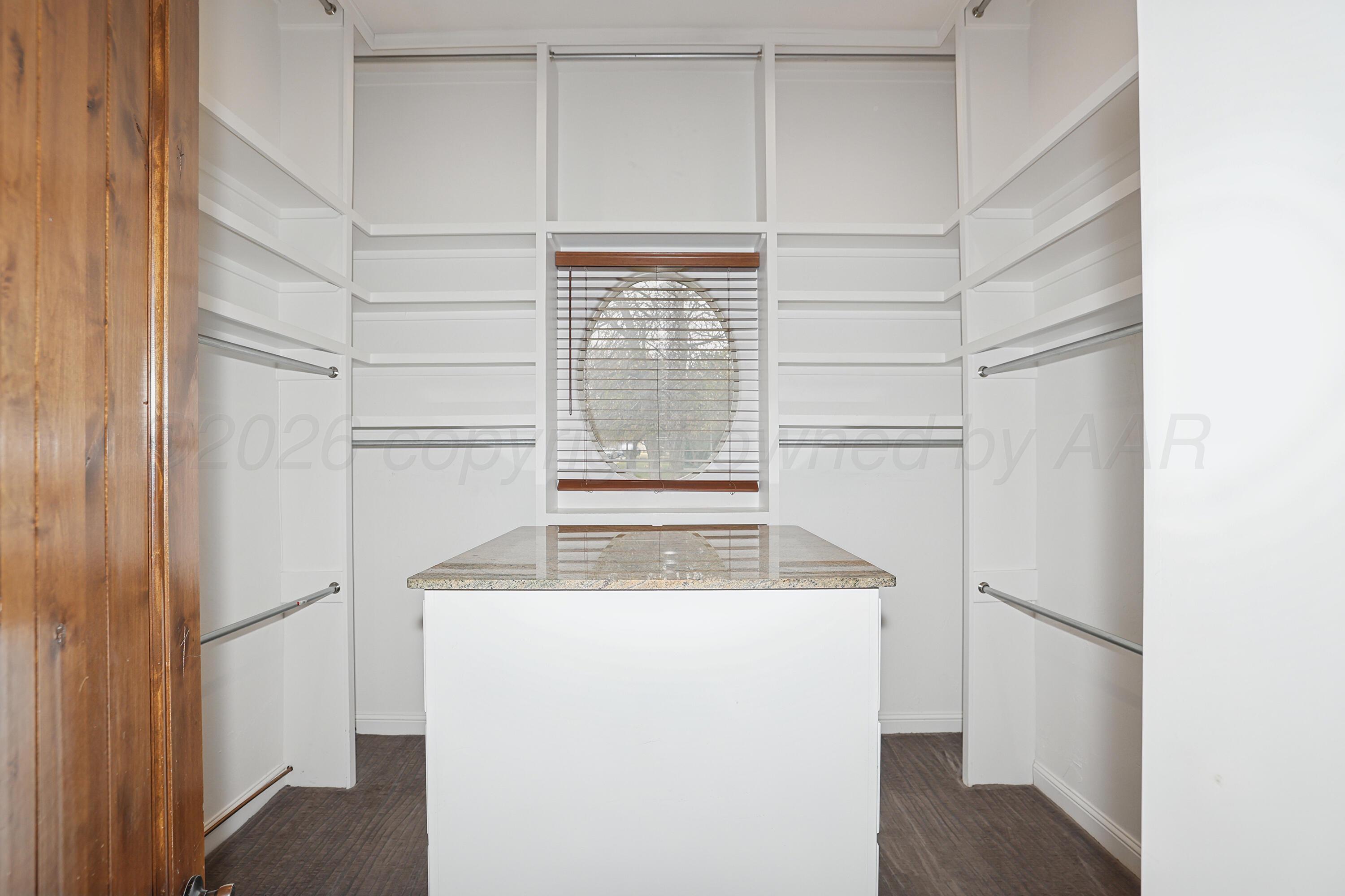 13 Prestwick Lane Property Photo 27