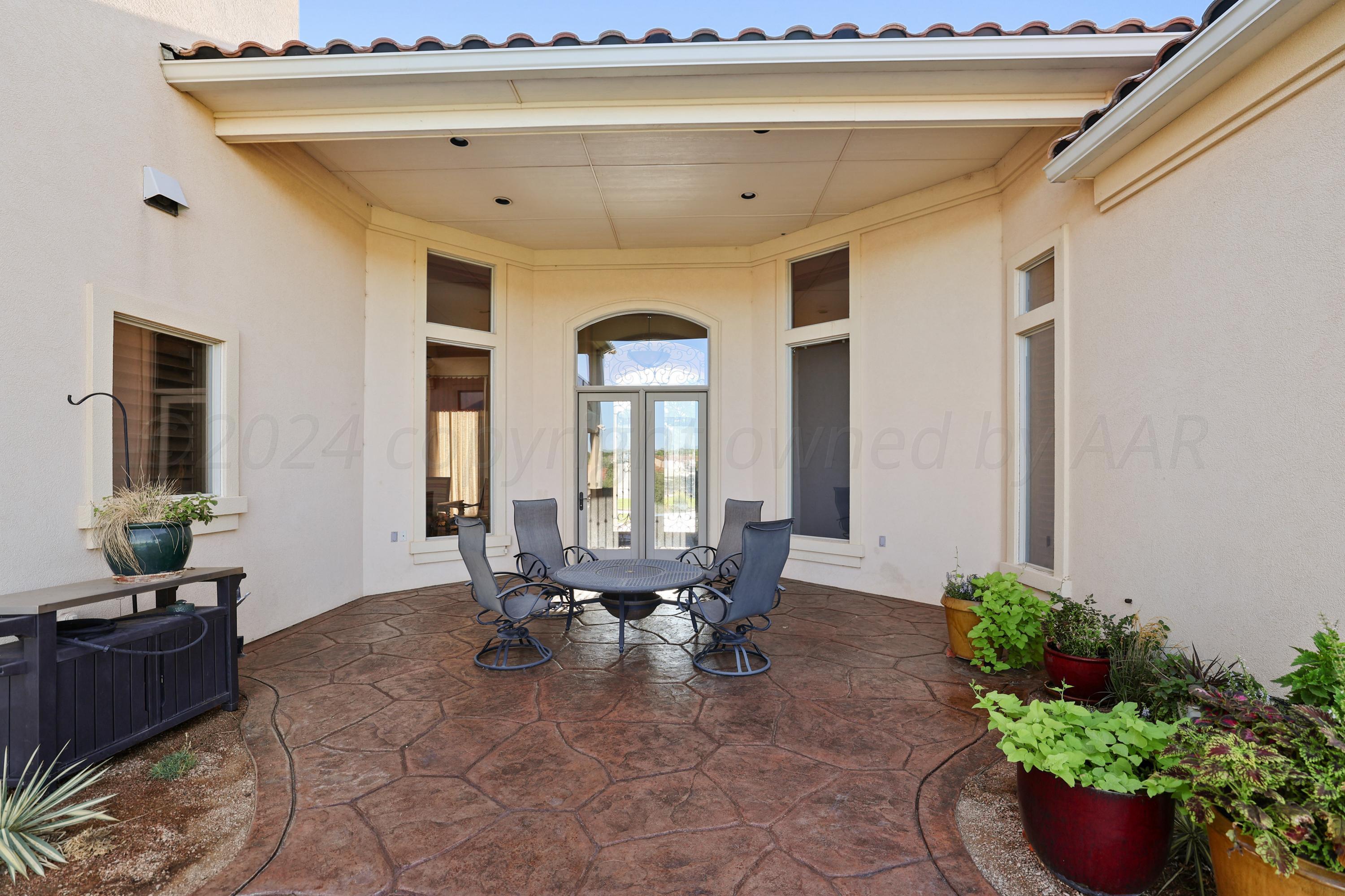 13 Prestwick Lane Property Photo 46